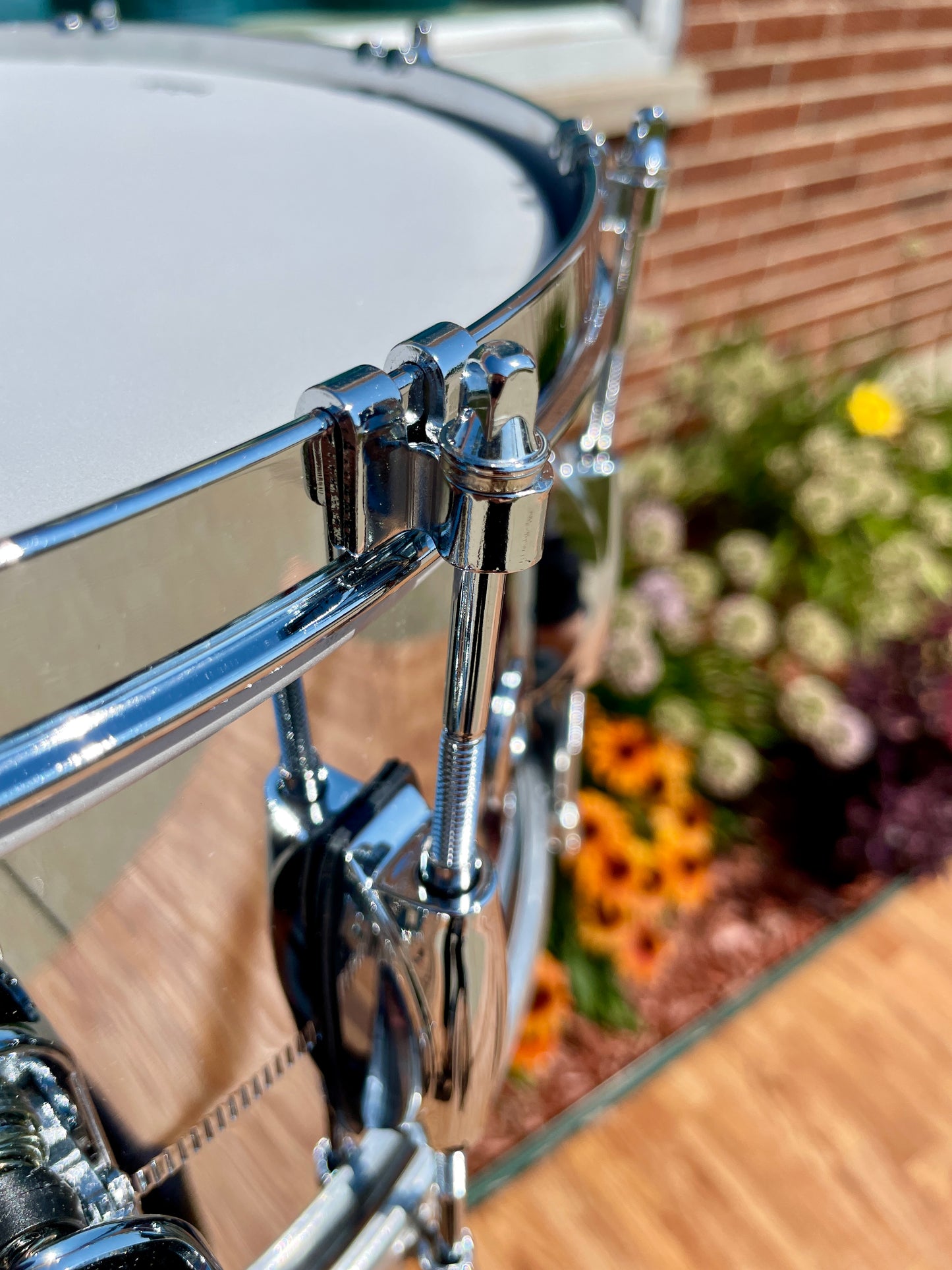 Gretsch USA Custom 6.5x14 G4164 Chrome Over Brass Snare Drum COB 301 Hoops Micro Sensitive Strainer