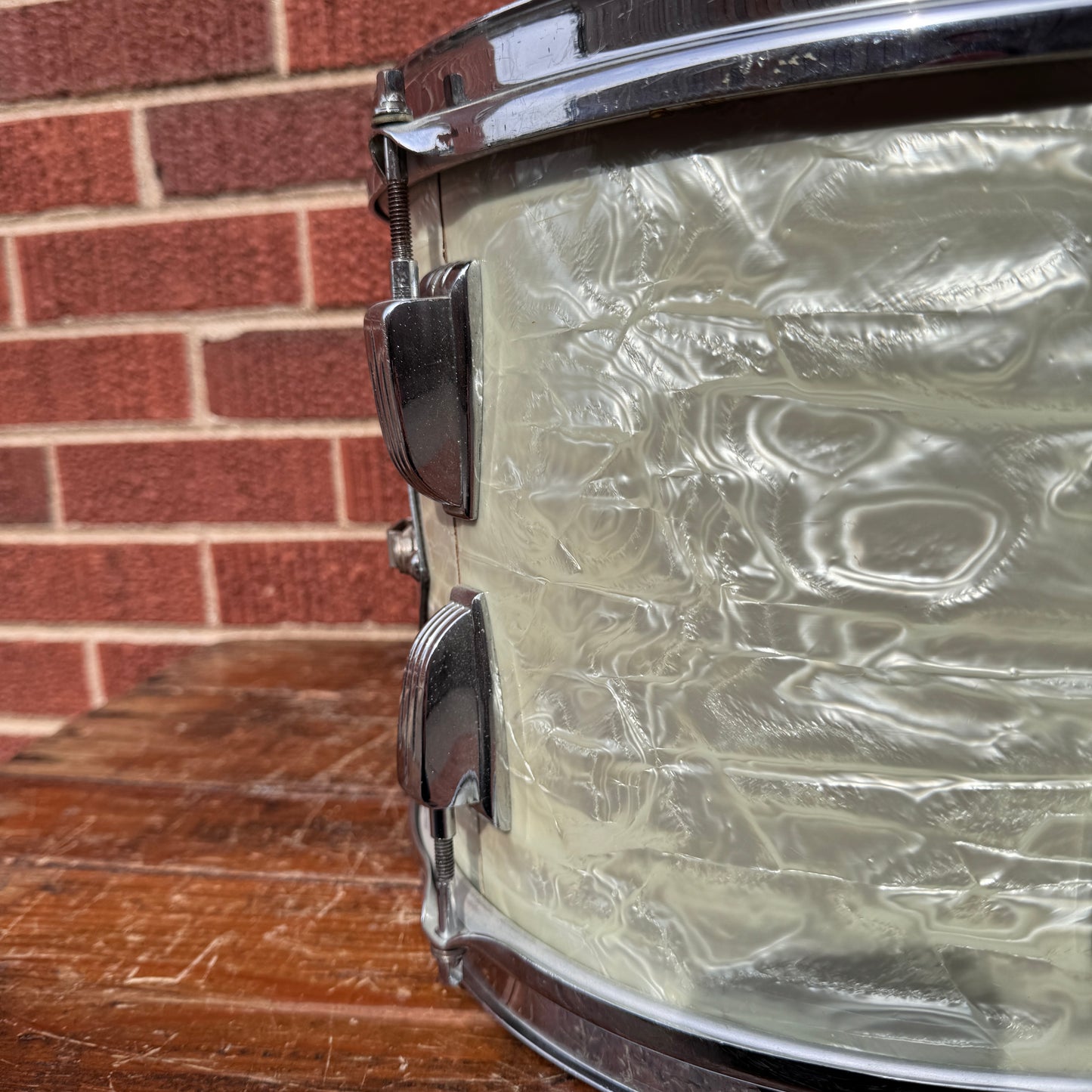 1950s WFL Super Classic 9x13 Tom Drum White Marine Pearl