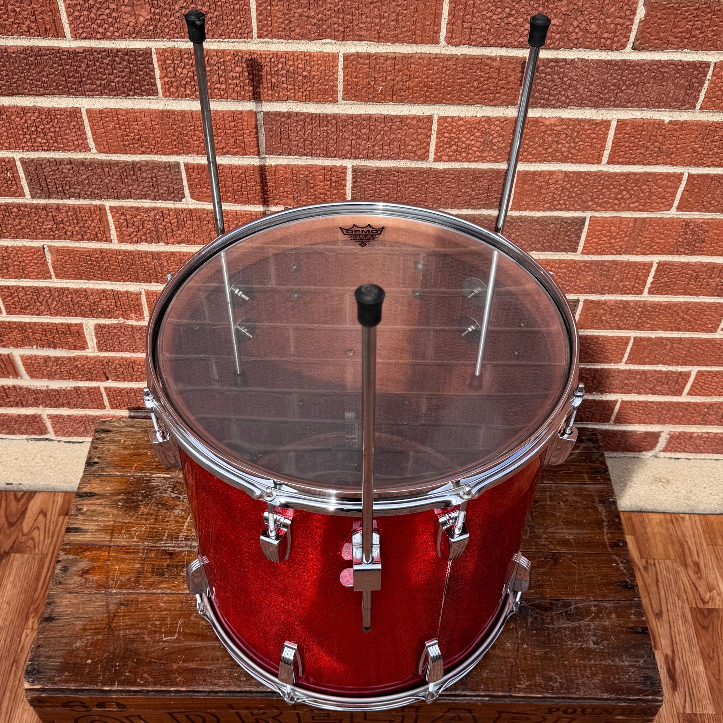 1958-1959 Ludwig 16x16 Trans Badge Floor Tom Red Glass Glitter Sparkle