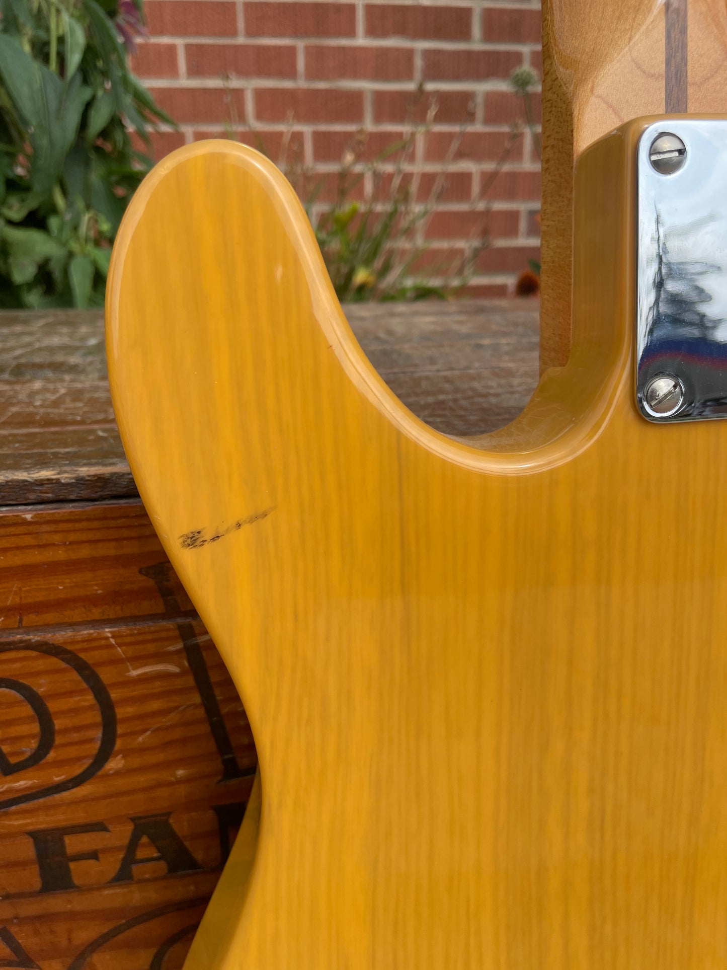 2001 Fender American Vintage '52 Telecaster Reissue Electric Guitar Butterscotch Blonde w/ Case 52RI