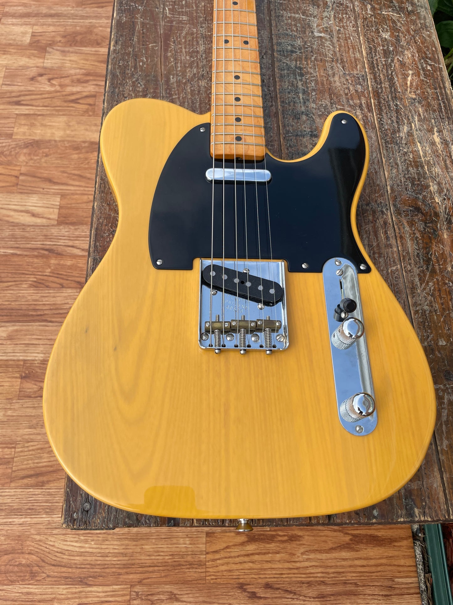 2001 Fender American Vintage '52 Telecaster Reissue Electric Guitar Butterscotch Blonde w/ Case 52RI