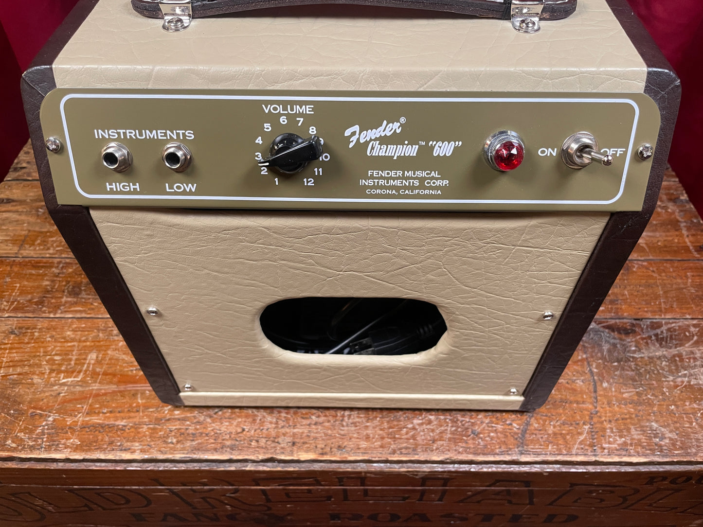Fender Champion 600 5-Watt 1x6 Guitar Combo Amplifier