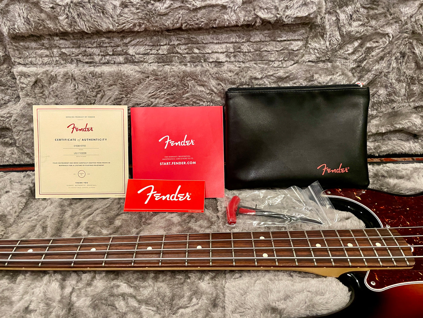 2017 Fender American Professional Precision Bass 3-Color Sunburst w/ OHSC