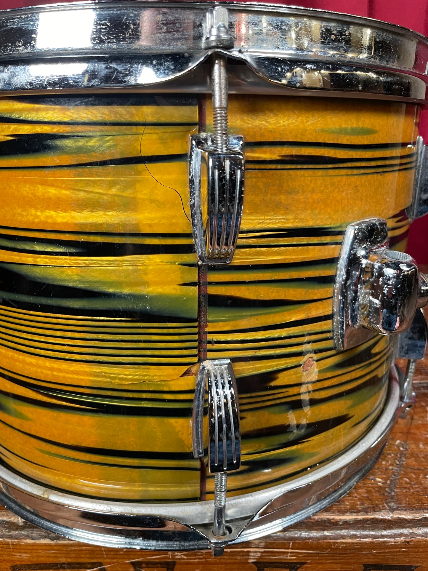 1970s Ludwig Standard 8x12 Tom Drum Lemon Strata