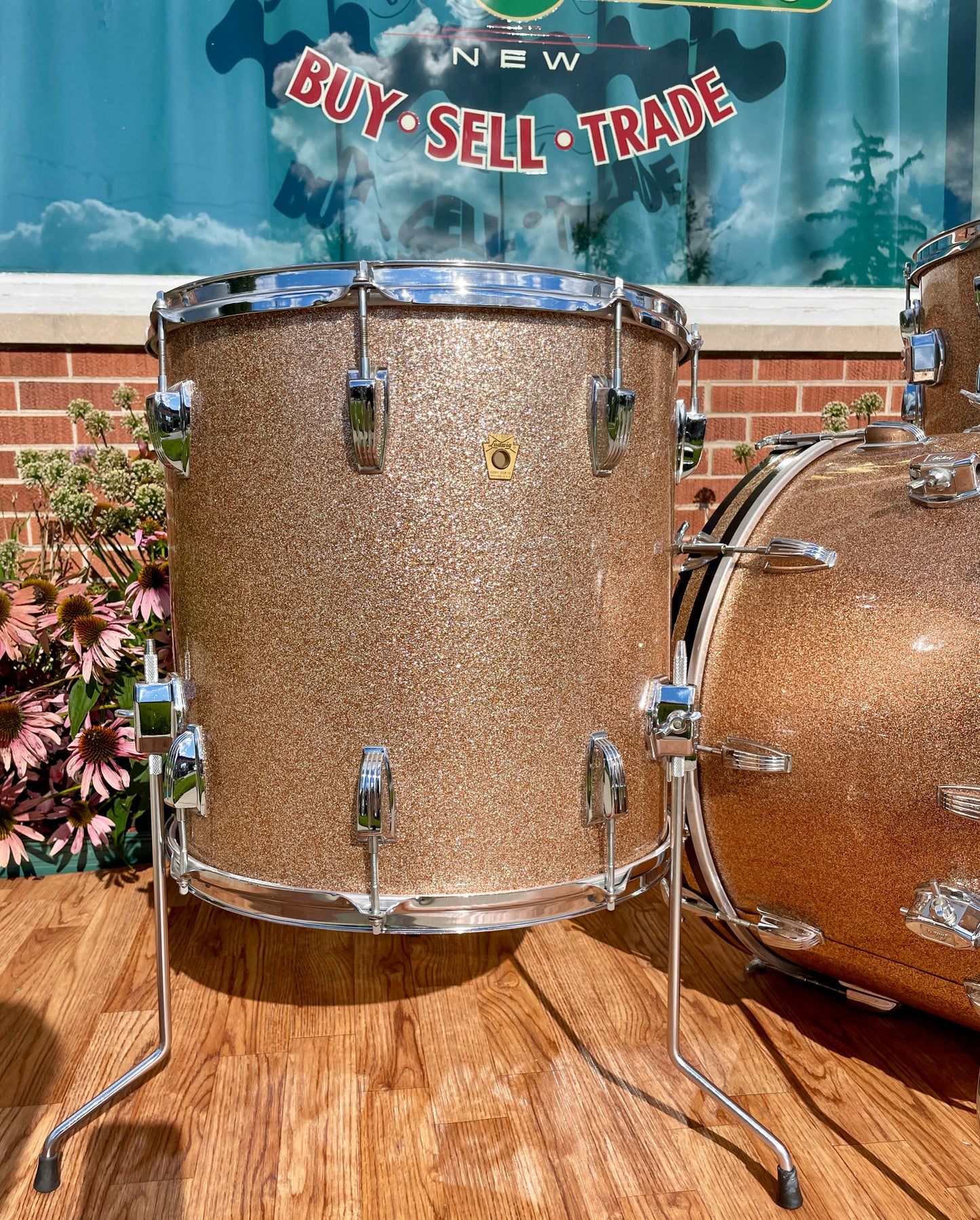 1966 Ludwig Super Classic Drum Set Champagne Sparkle 22/13/16