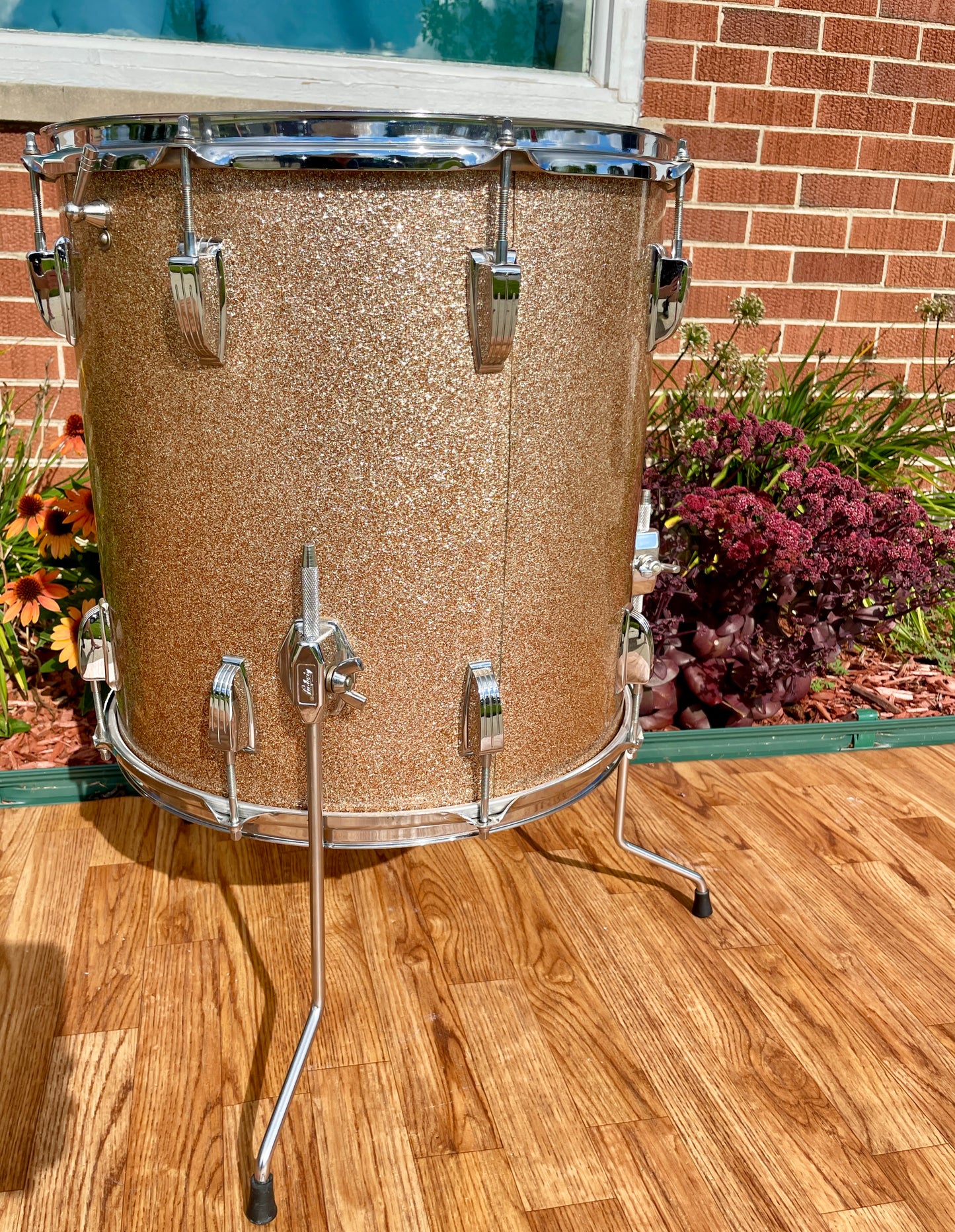1966 Ludwig Super Classic Drum Set Champagne Sparkle 22/13/16