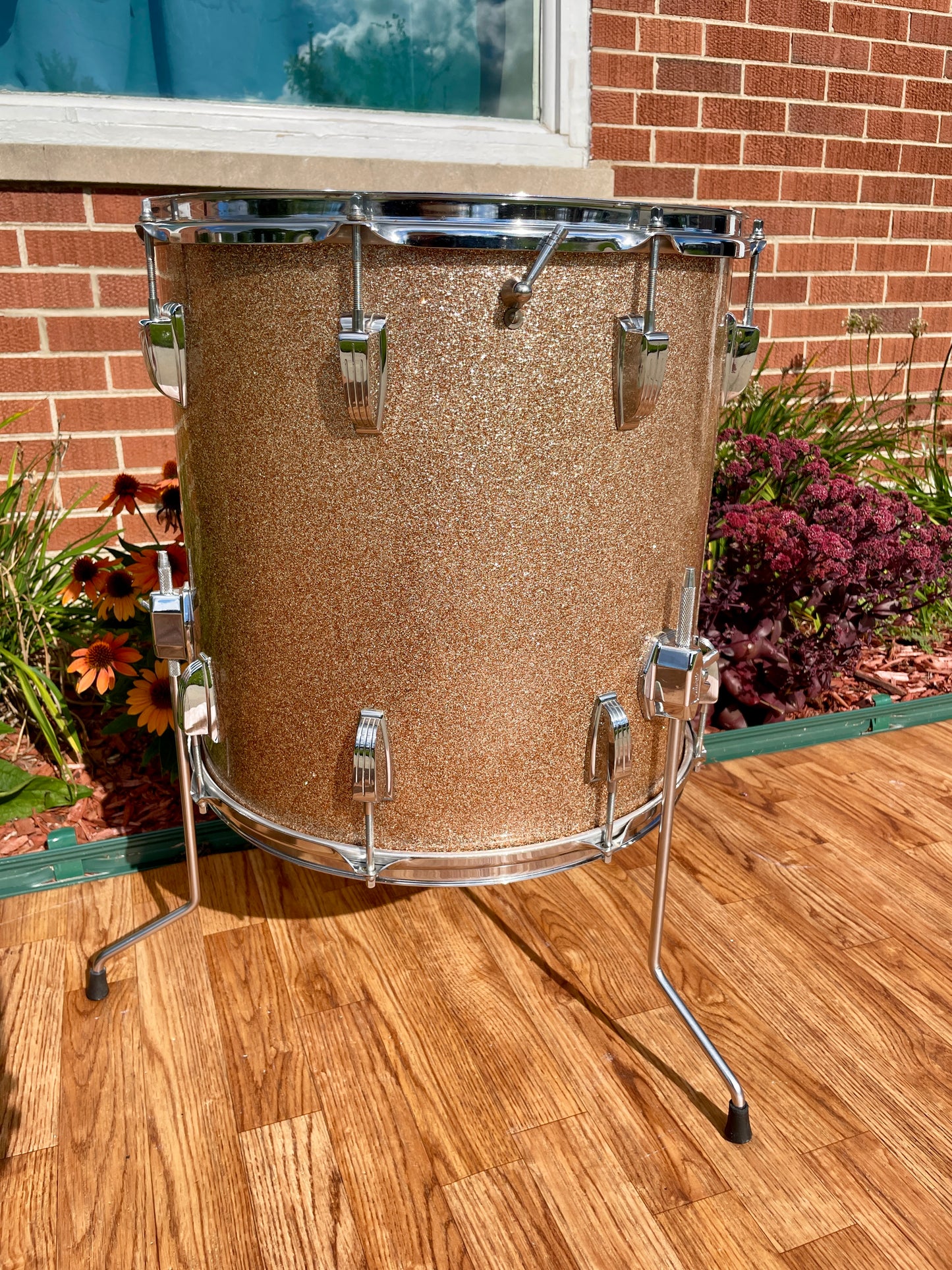1966 Ludwig Super Classic Drum Set Champagne Sparkle 22/13/16