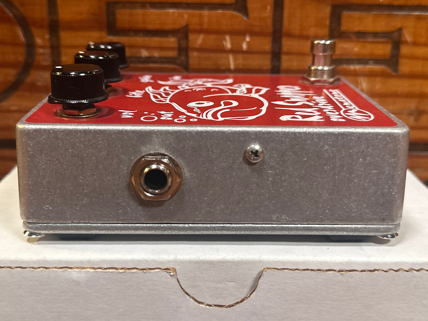 2004 Menatone Red Snapper Overdrive Pedal w/ Original Box