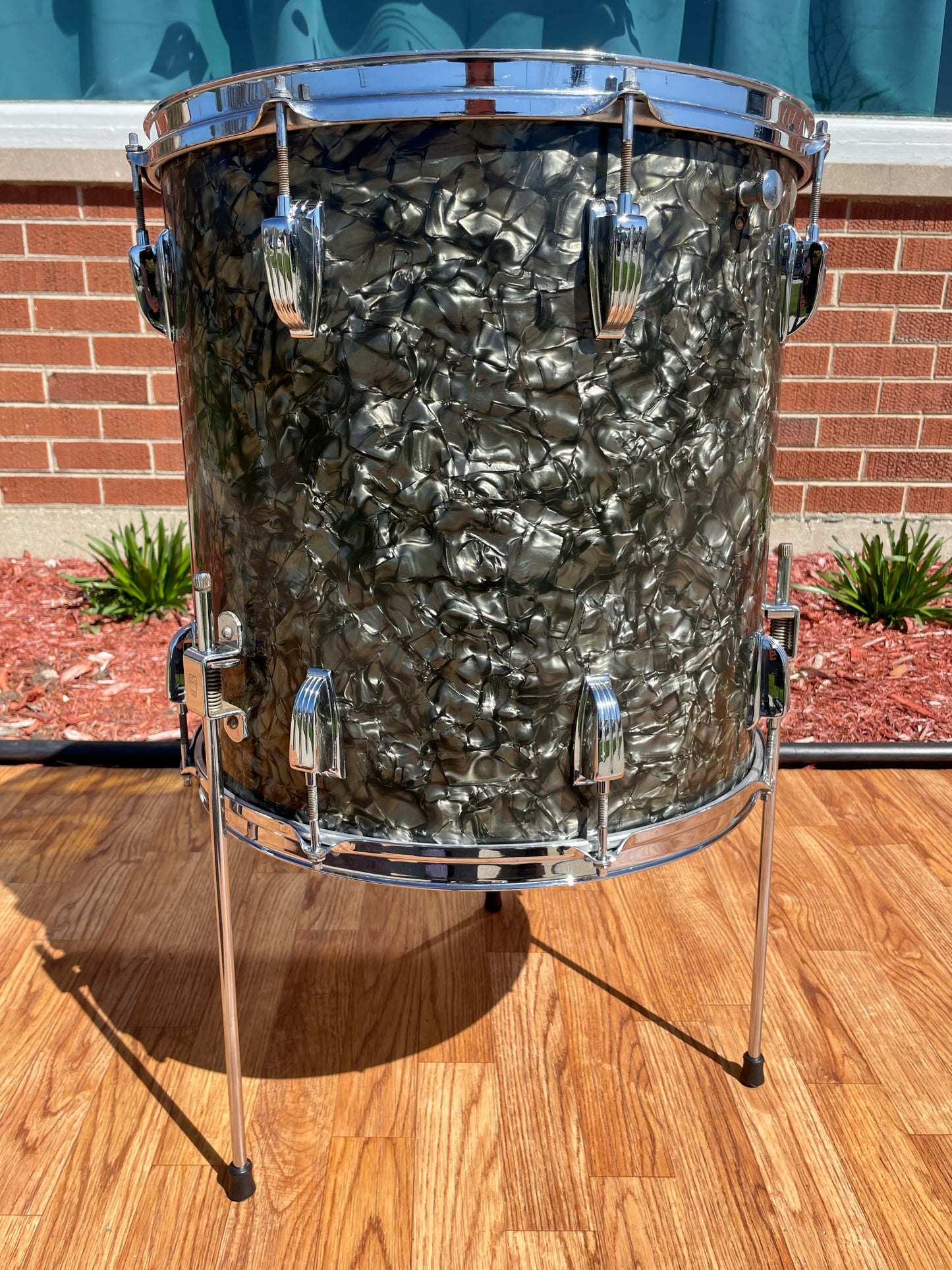 1948-1952 WFL 16x16 Floor Tom Single Black Diamond Pearl Ludwig