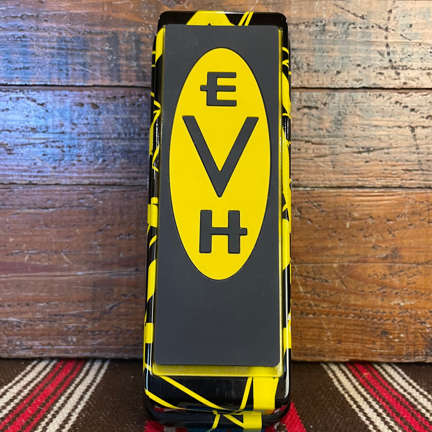 MXR Dunlop Crybaby Wah Pedal EVH95 Eddie Van Halen w/ Box MXR