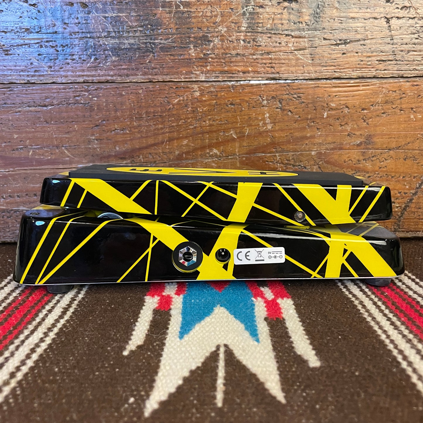 MXR Dunlop Crybaby Wah Pedal EVH95 Eddie Van Halen w/ Box MXR