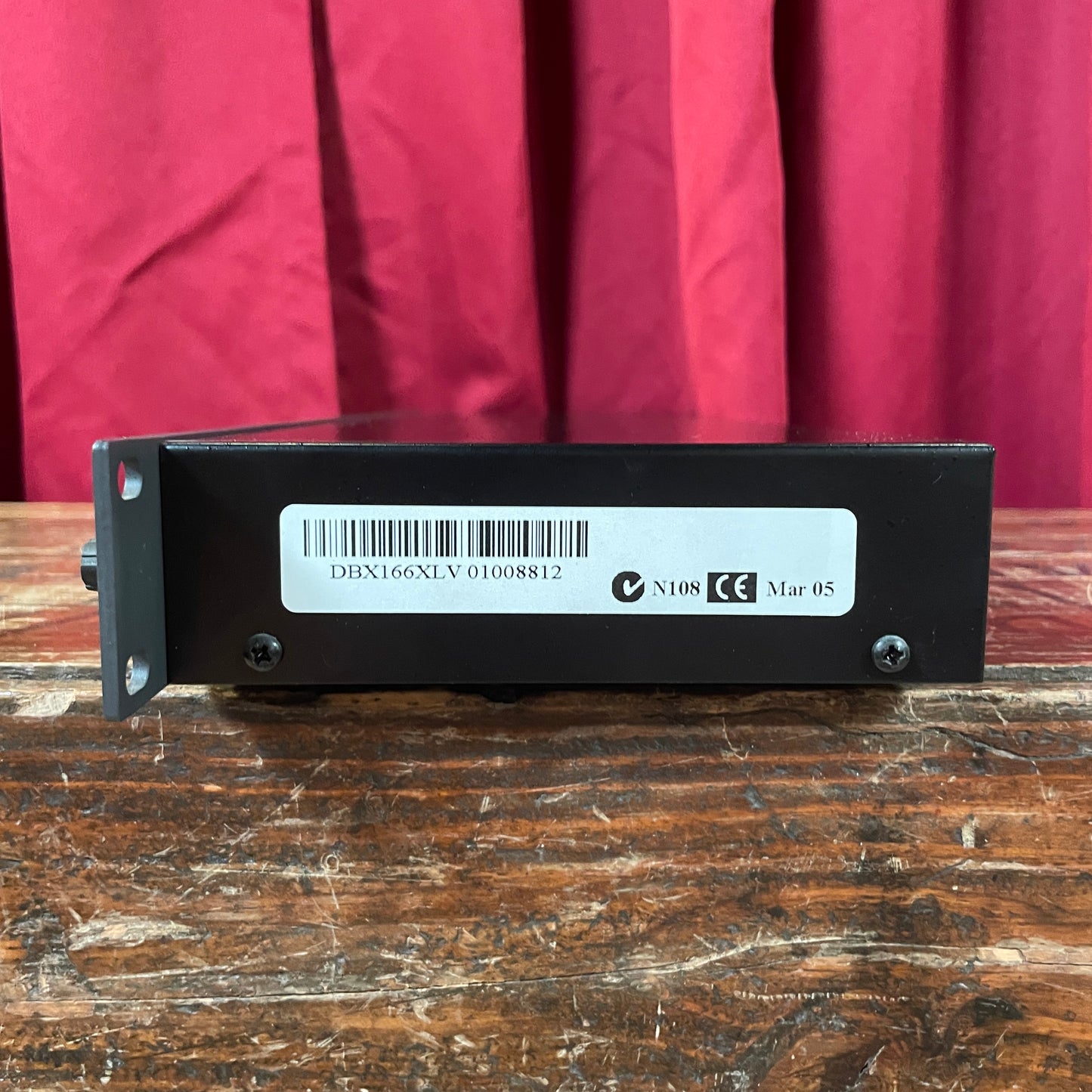 DBX 166XL Stereo Compressor / Limiter / Gate