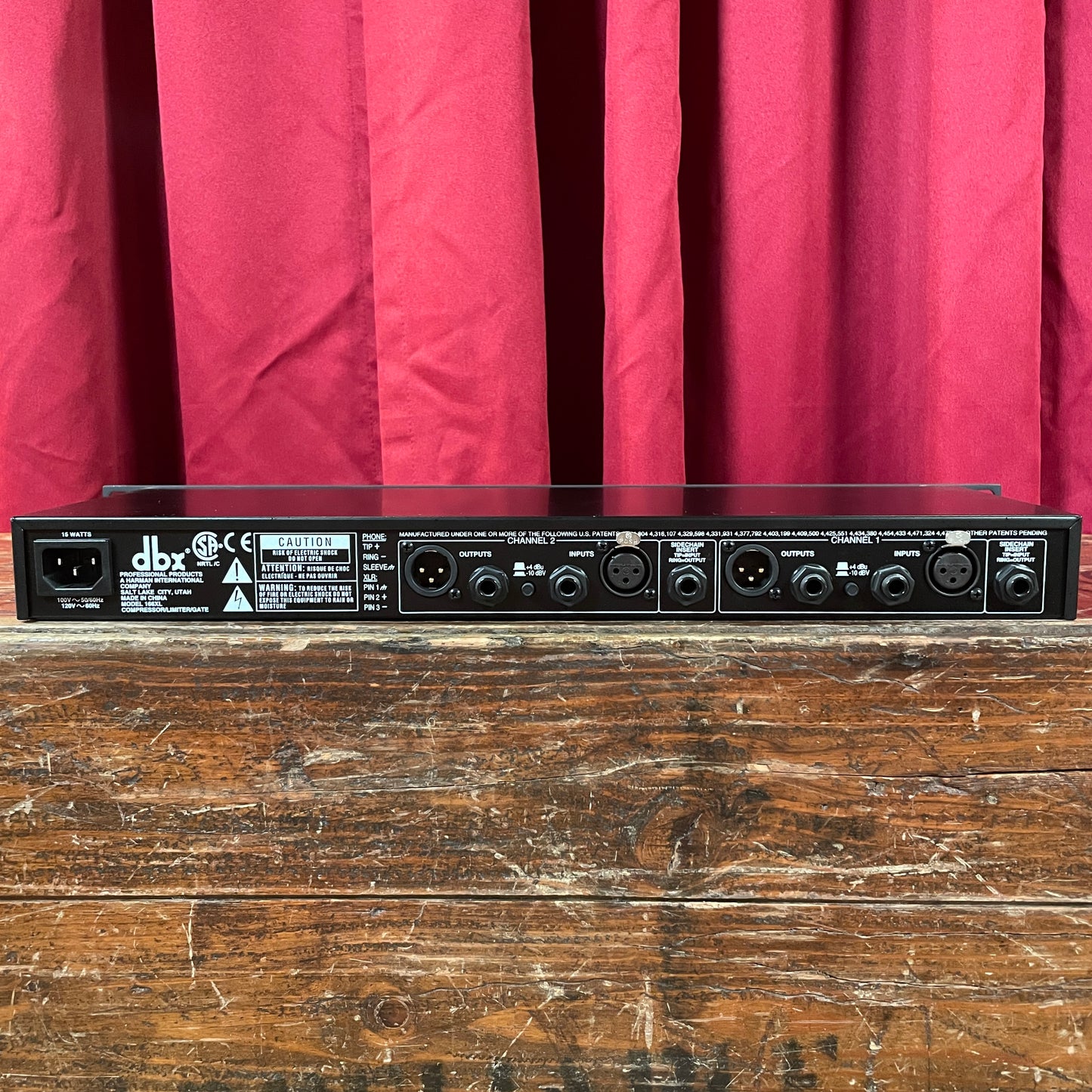DBX 166XL Stereo Compressor / Limiter / Gate