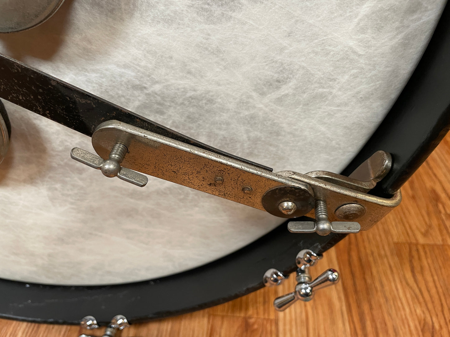 1930s Ludwig No. 668 Pressure Adjustable Bass Drum Muffler Double Felt External Tone Control