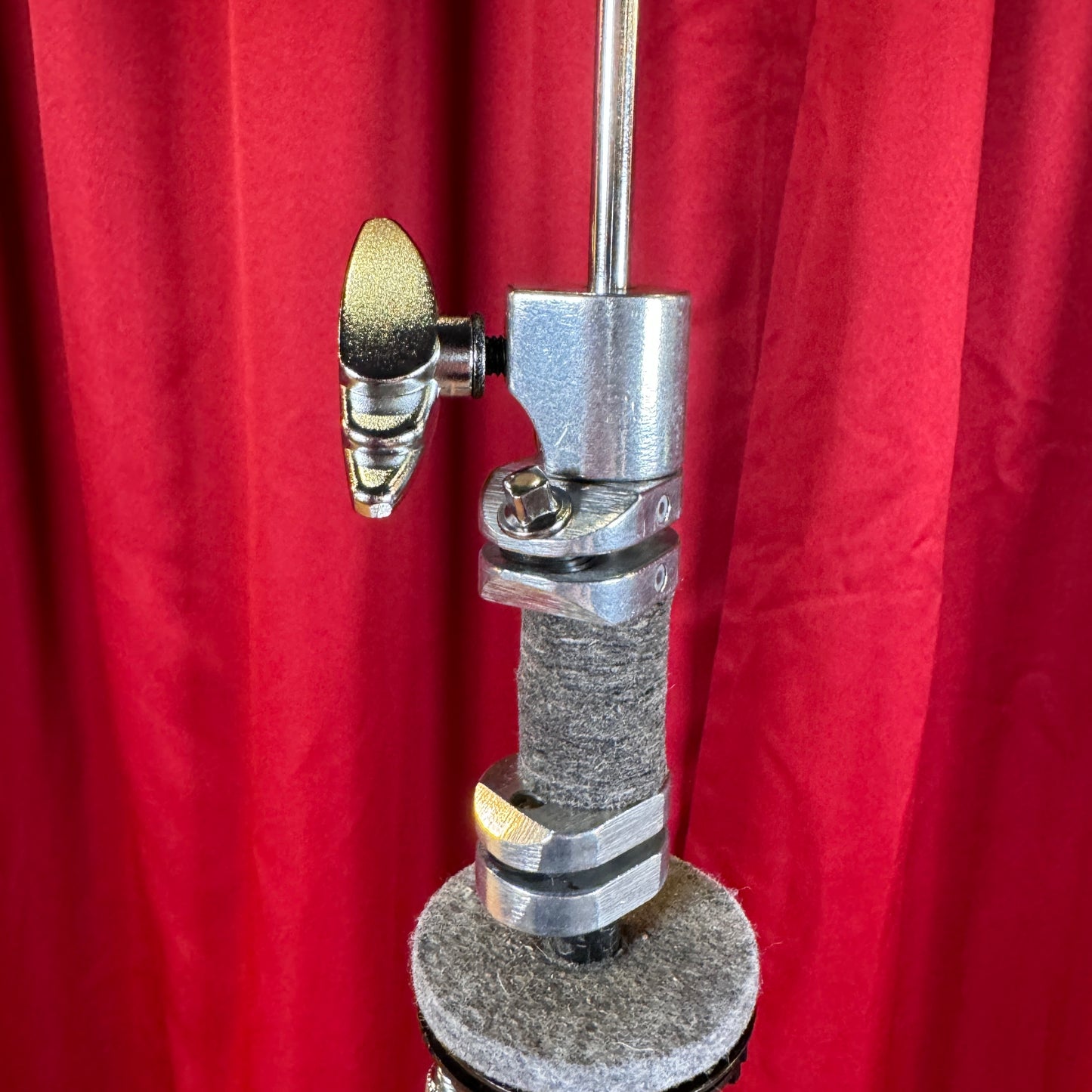 Yamaha HS-650A Lightweight Single Braced Hi-Hat Stand w/ LC-930A Locking Clutch