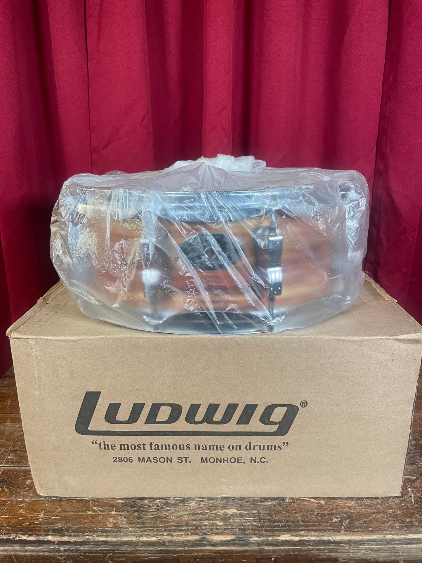 N.O.S. Ludwig Classic Maple 5x14 100th Anniversary 1964 Jazz Festival Reissue Snare Pre-Aged Pink Oyster Pearl #240