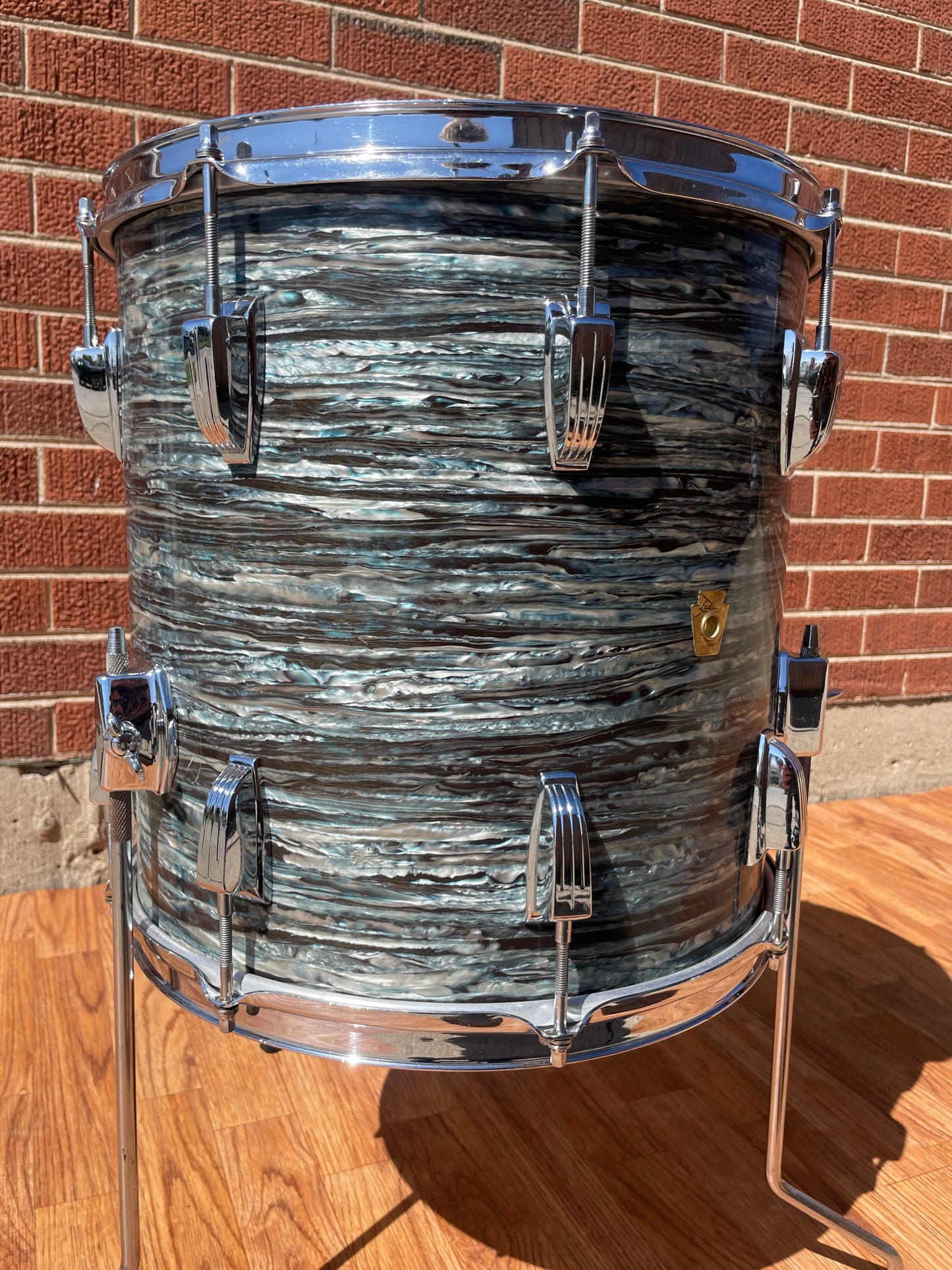 Early 1960s Ludwig 14x14 Floor Tom Drum Oyster Blue Pearl Pre-Serial
