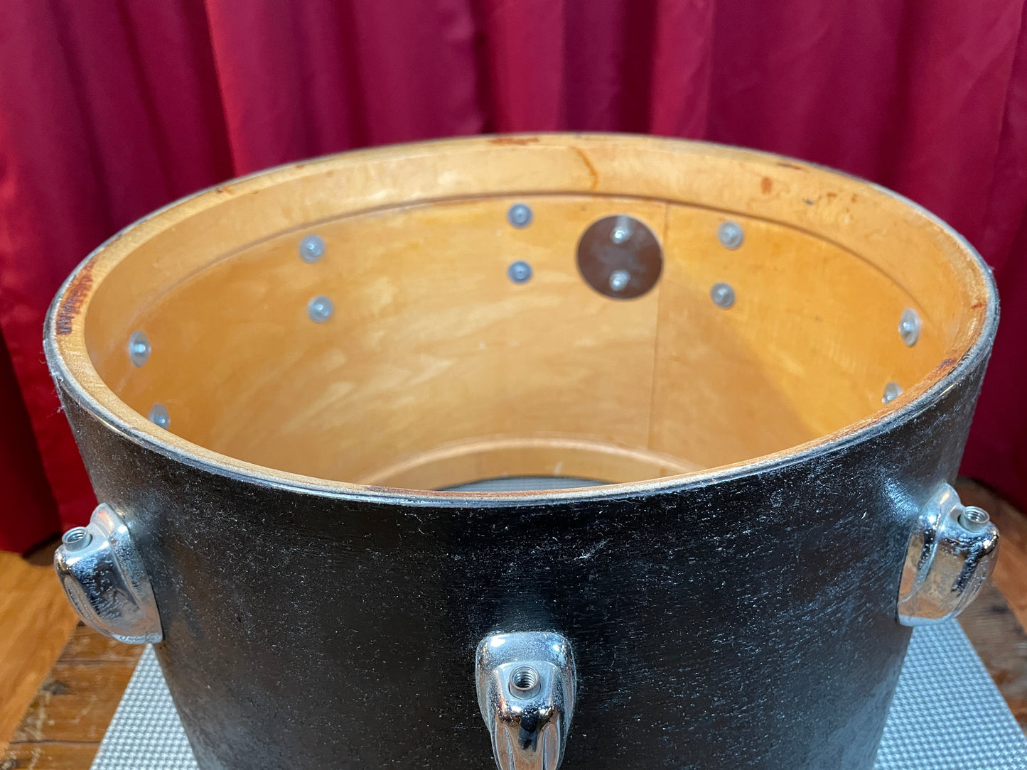 1970s Slingerland 10x14 Concert Tom Drum Shell Black