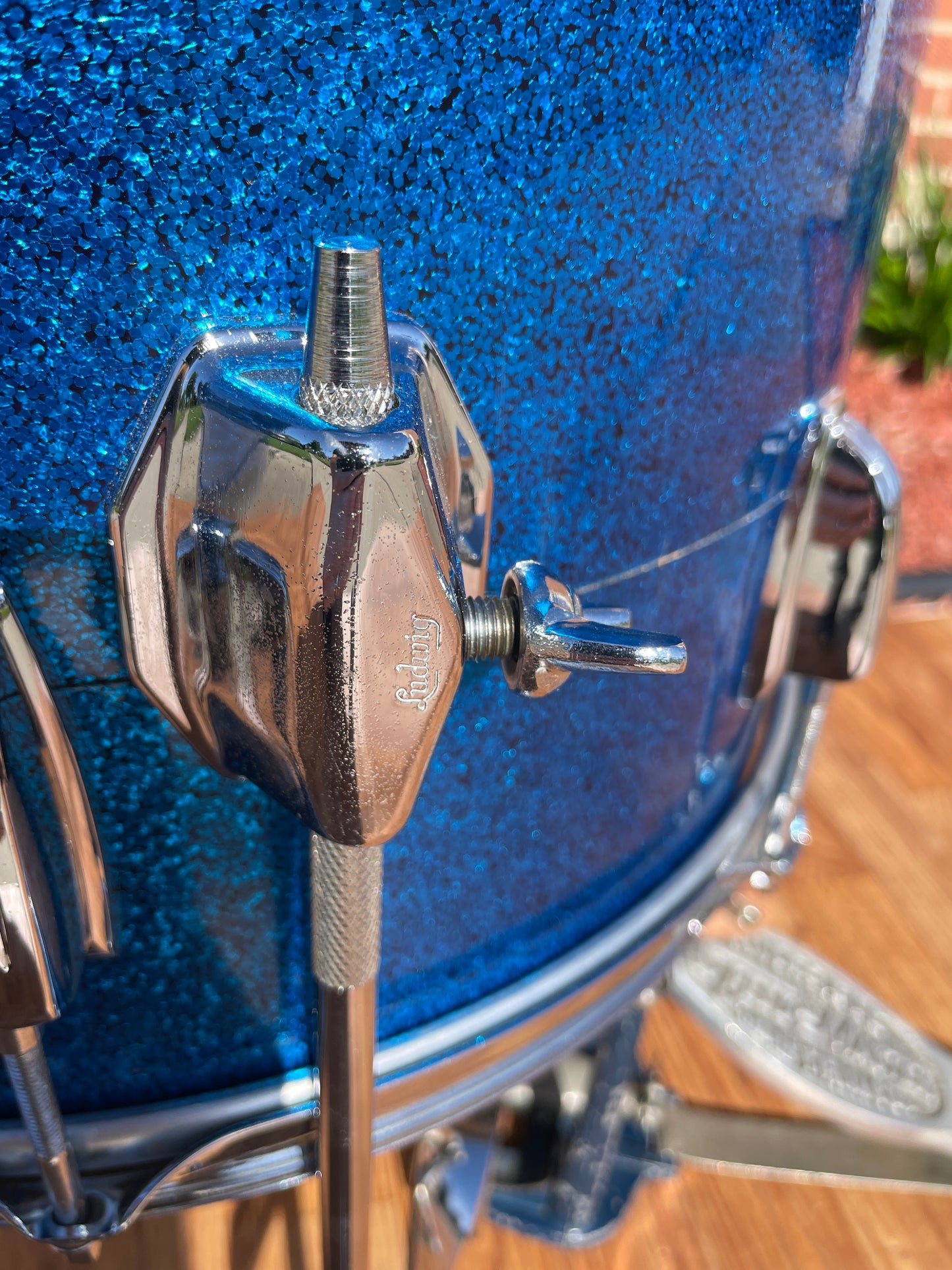 1960s Ludwig 24x16 No. 1109PC Miami Beach Stand-Up Set Blue Sparkle Pre-Serial Cocktail Drum