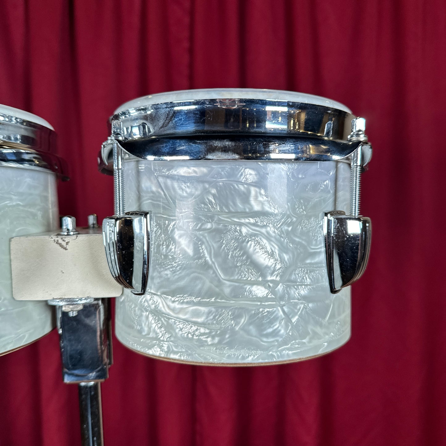 1960s Ludwig 6" & 8" No. 2358P Tunable Bongos w/ Slide Mount White Marine Pearl