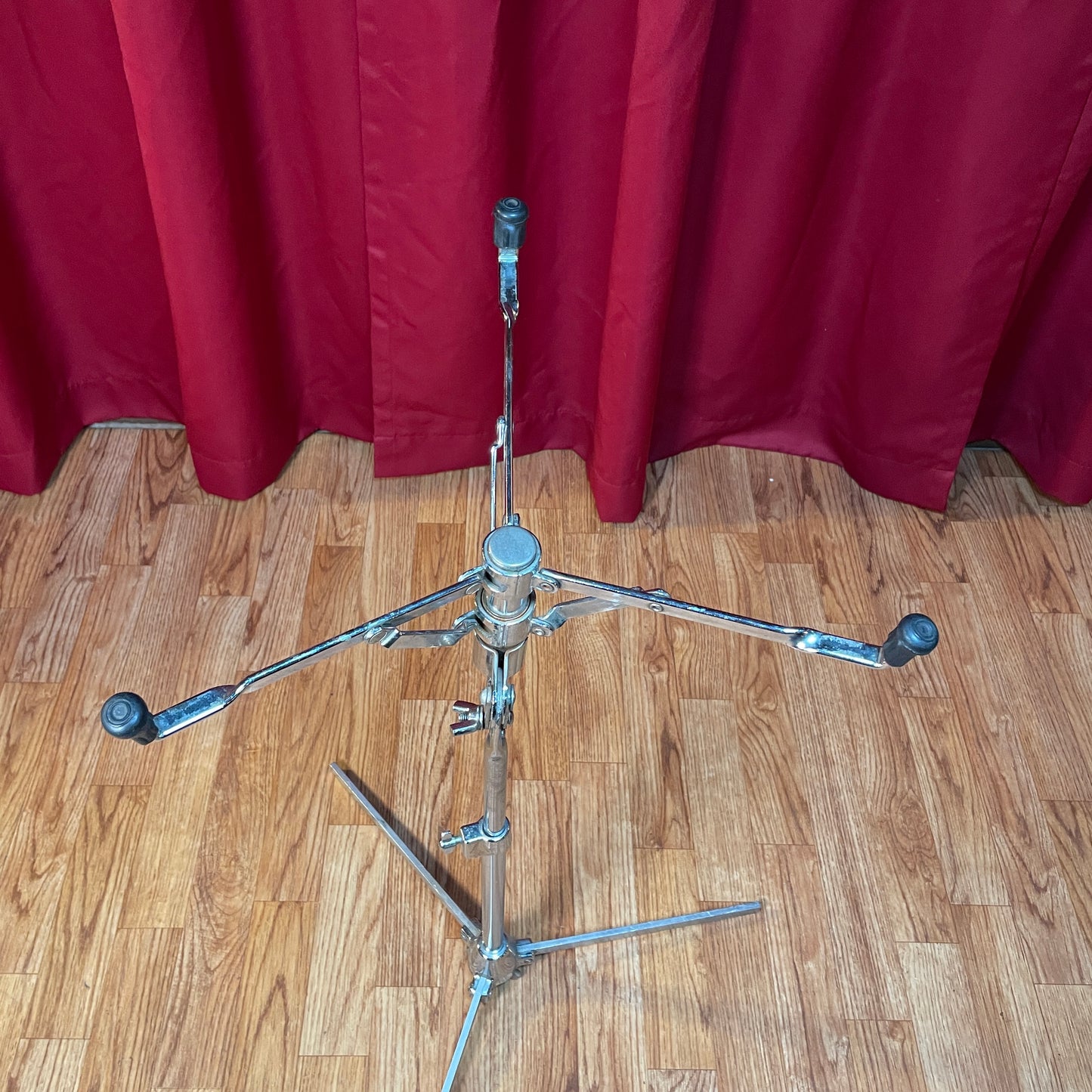1960s Slingerland Flush Base Buck Rogers No. 805 Snare Drum Stand Flat