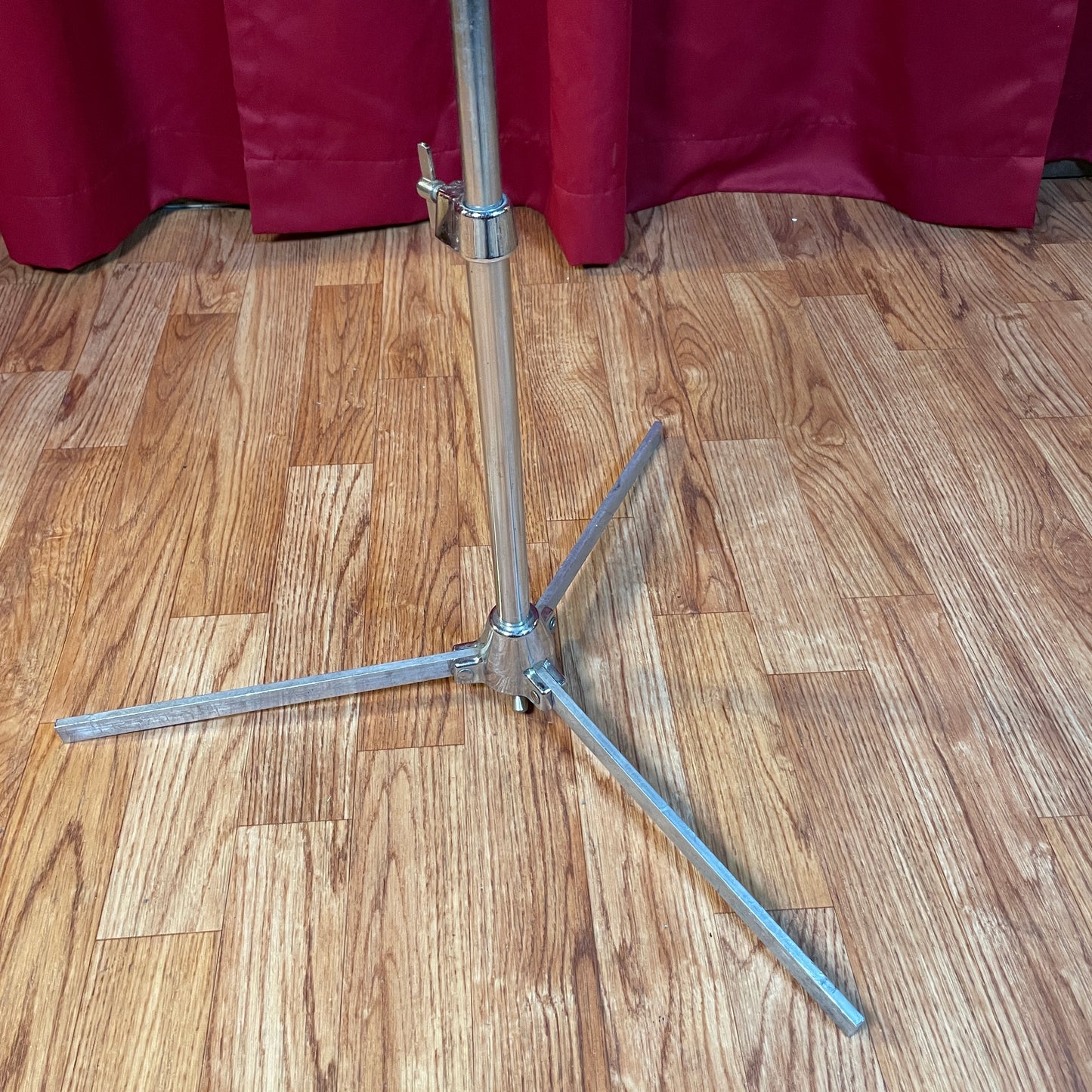 1960s Slingerland Flush Base Buck Rogers No. 805 Snare Drum Stand Flat