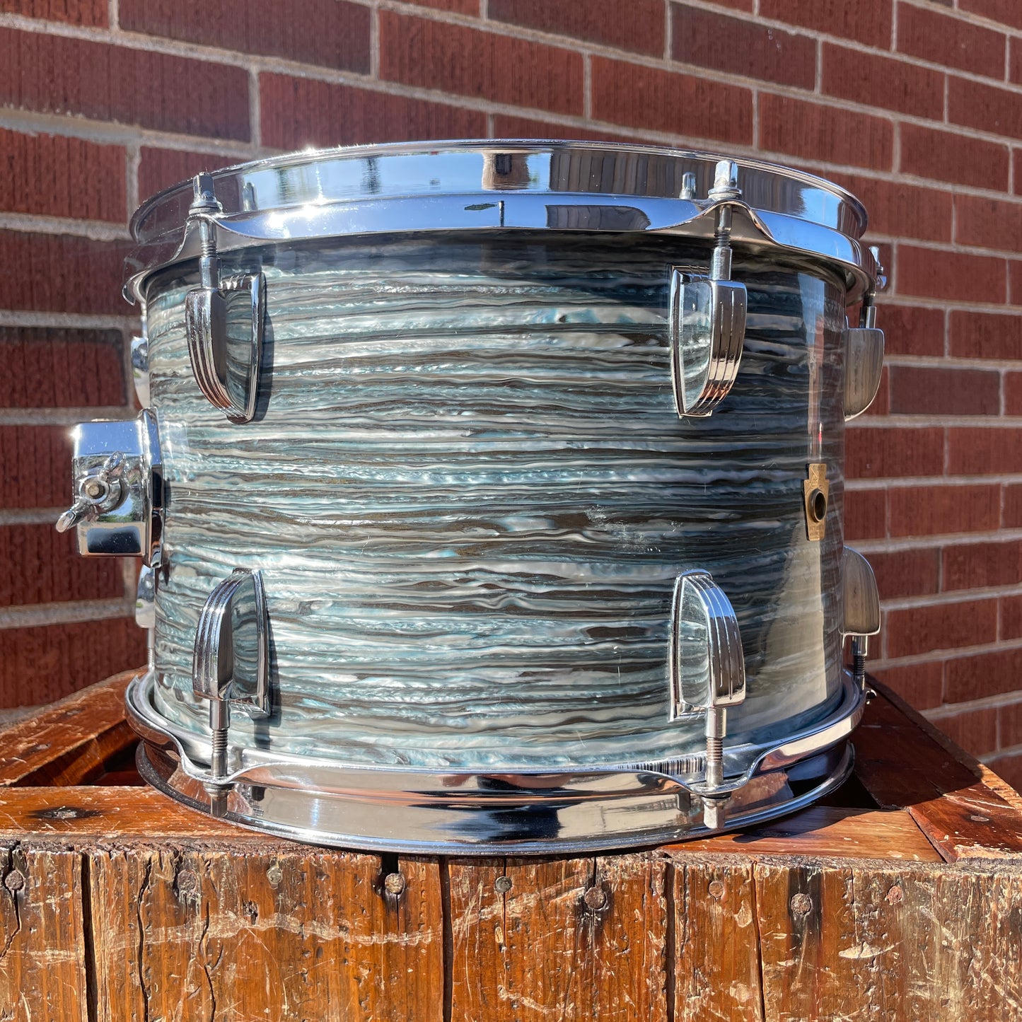 1960s Ludwig 8x12 Tom Drum Oyster Blue Pearl