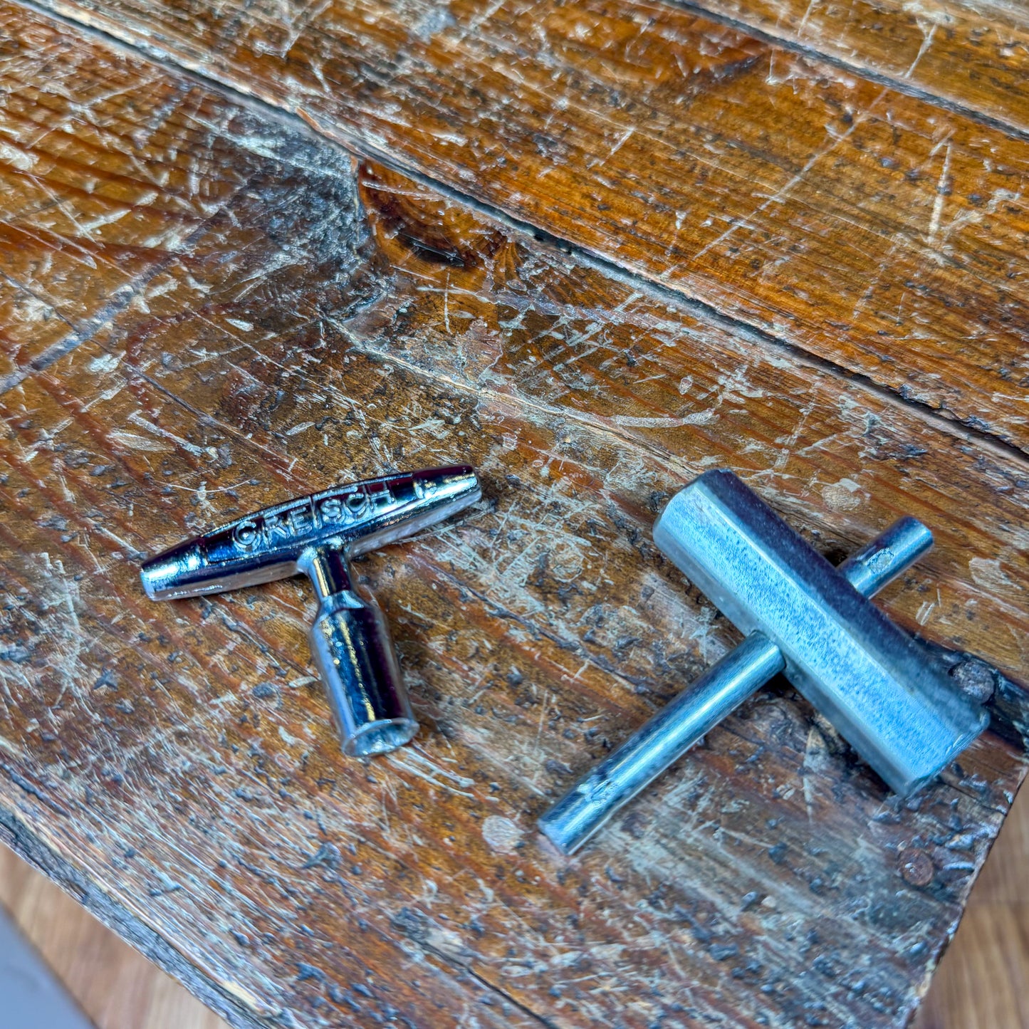 Vintage 1960s Gretsch Drum Tuning Key & Rail Consolette Hex Wrench