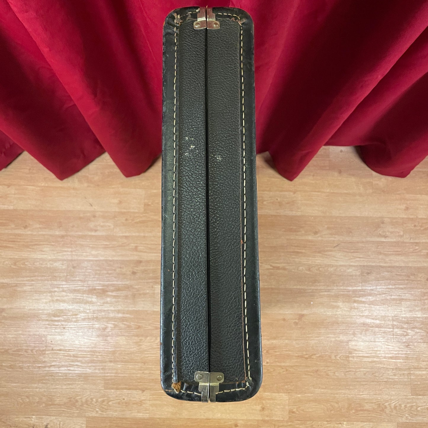 Vintage 1960s Rickenbacker 330/360 Guitar Case Black Tolex w/ Red Interior
