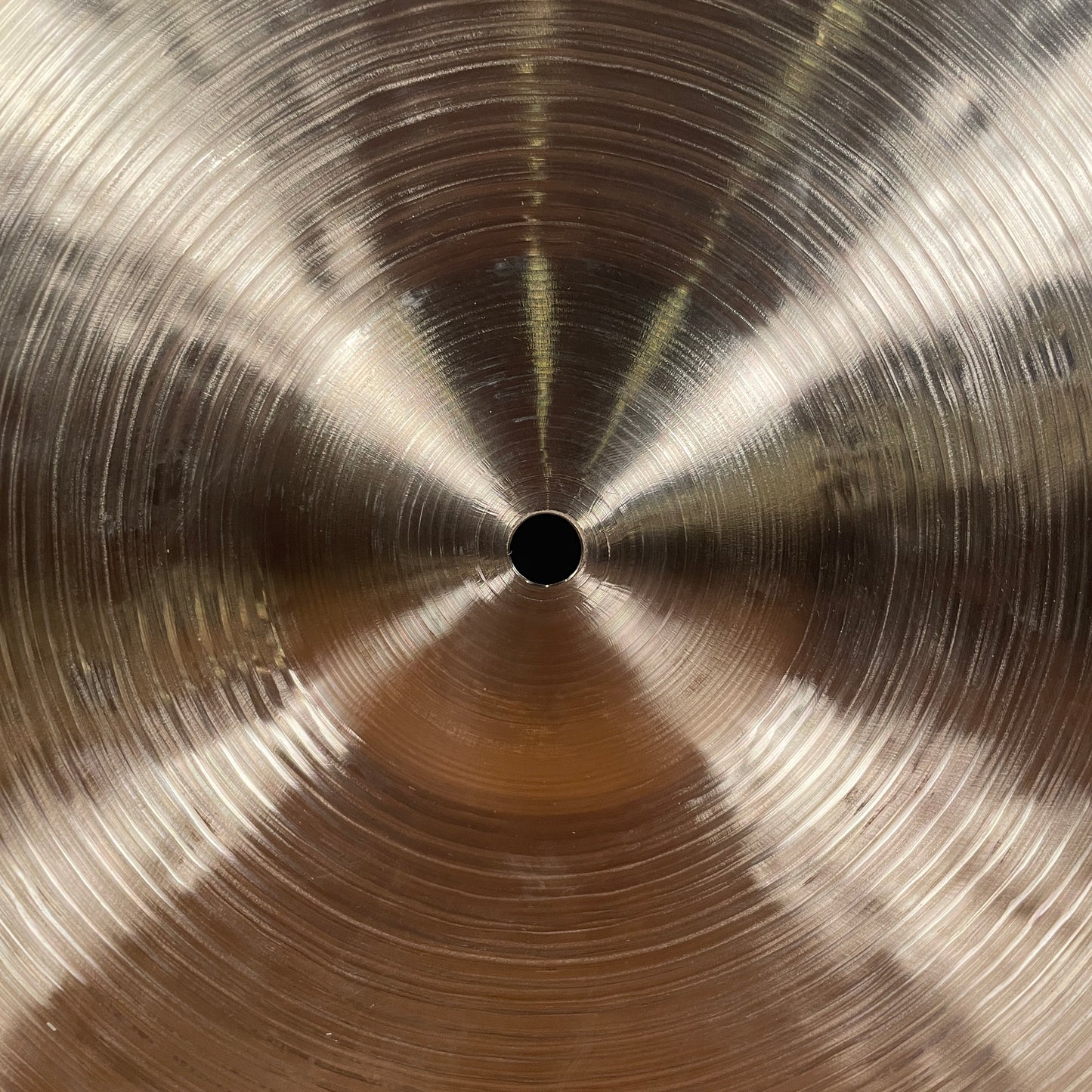 15" Istanbul Agop Traditional Medium Hi-Hat Cymbal Pair 1164g/1348g *Video Demo*