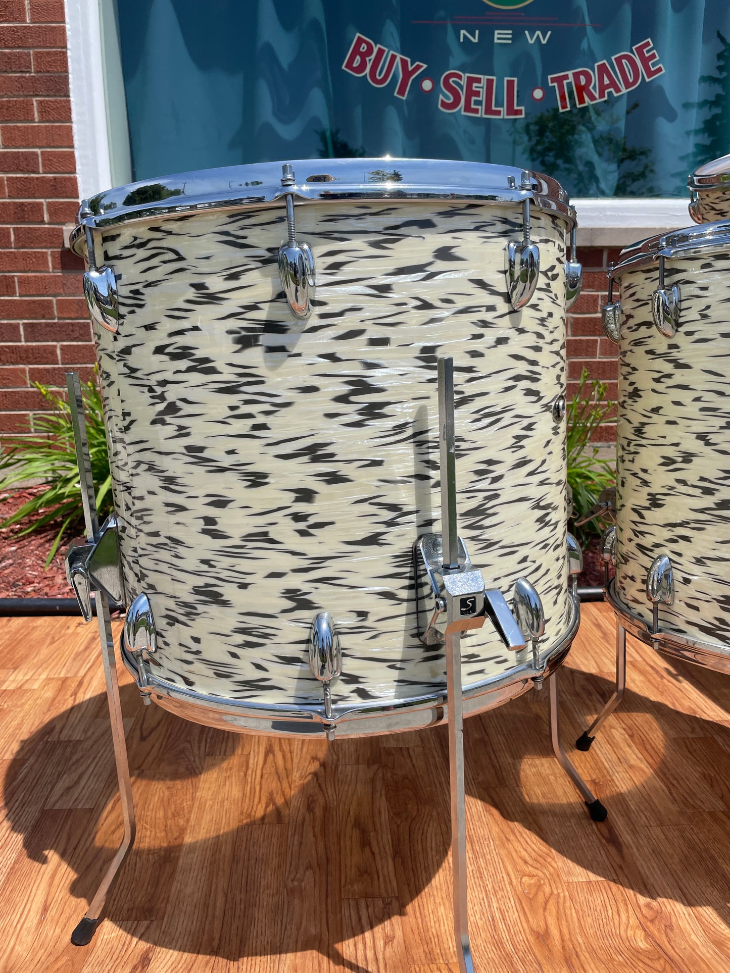 1985 Slingerland Magnum "Holland" Drum Set White Tiger Pearl 24/13/16/18