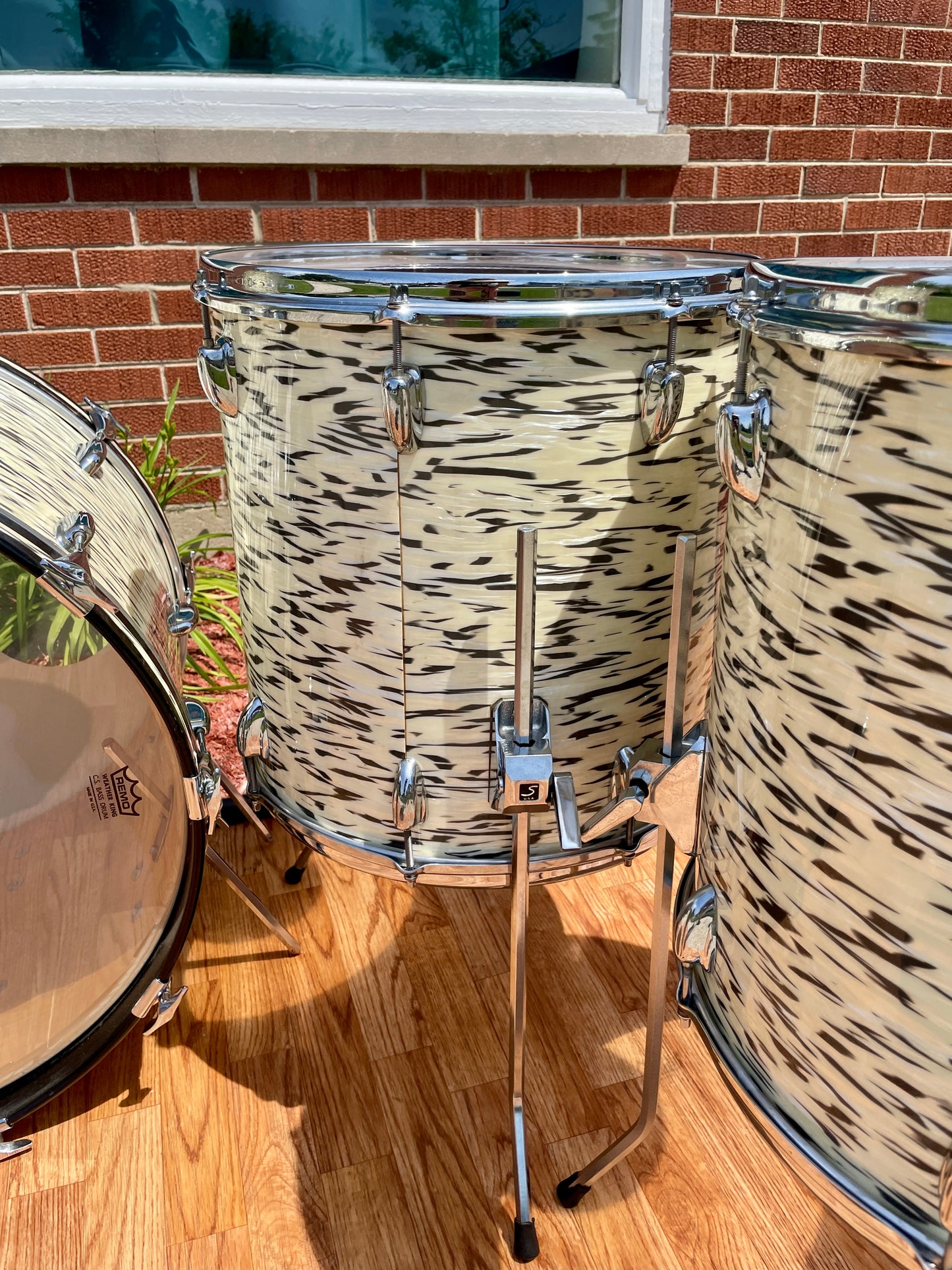 1985 Slingerland Magnum "Holland" Drum Set White Tiger Pearl 24/13/16/18