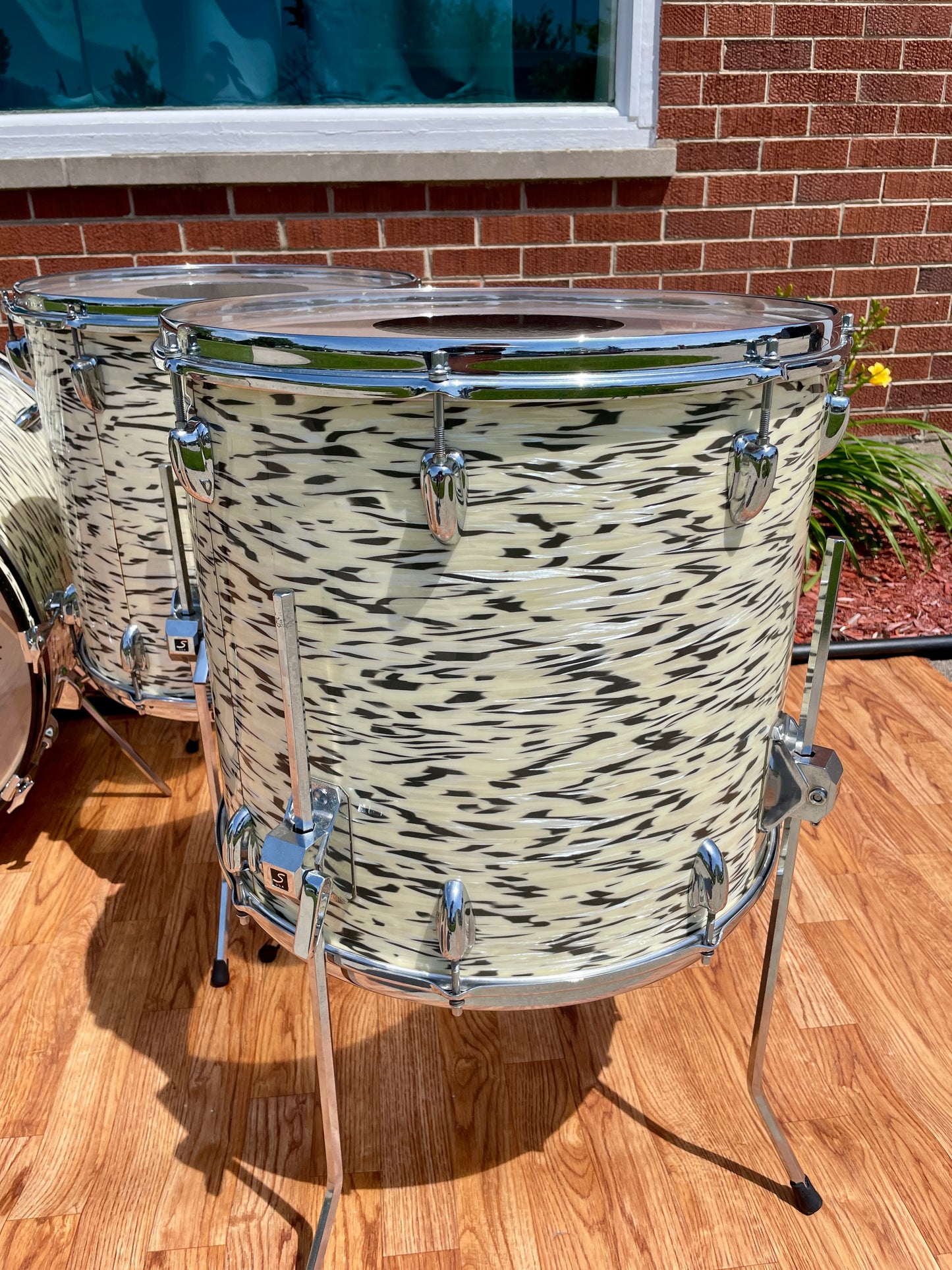 1985 Slingerland Magnum "Holland" Drum Set White Tiger Pearl 24/13/16/18
