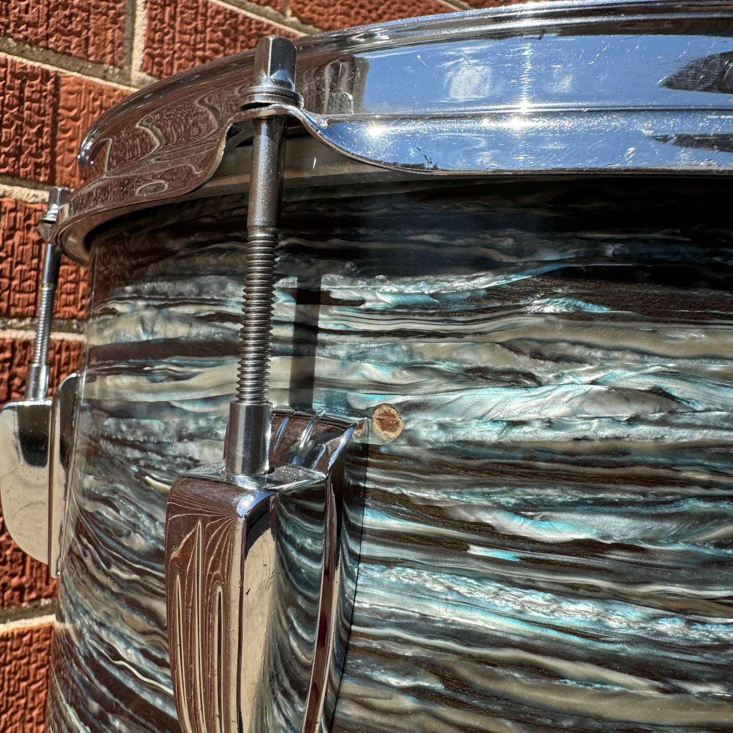 Early 1960s Ludwig 14x14 Floor Tom Drum Oyster Blue Pearl Pre-Serial