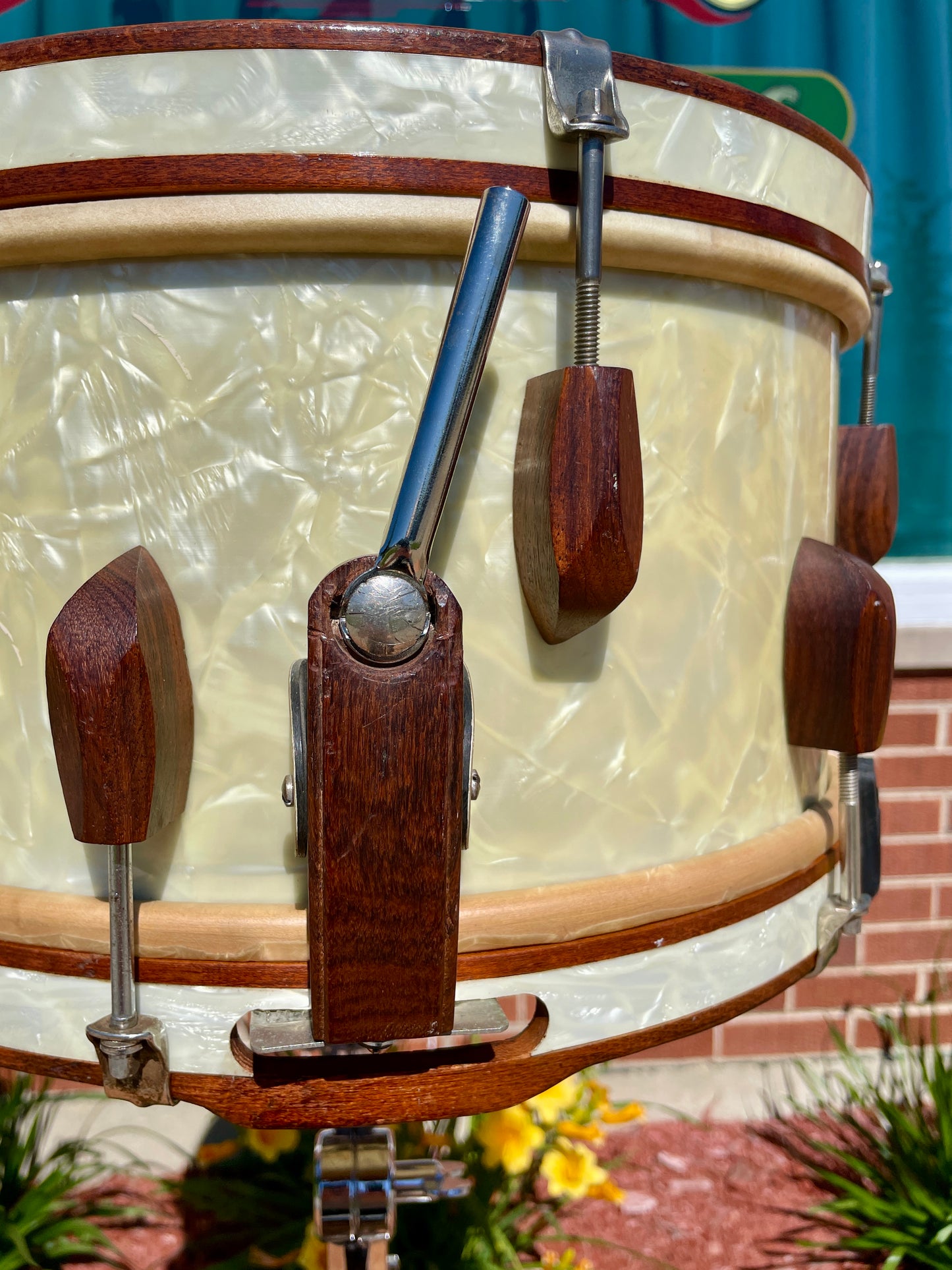 1940s Slingerland Rolling Bomber Drum Set 26/13/14/16 w/ 7x14 Snare White Marine Pearl *Video Demo*