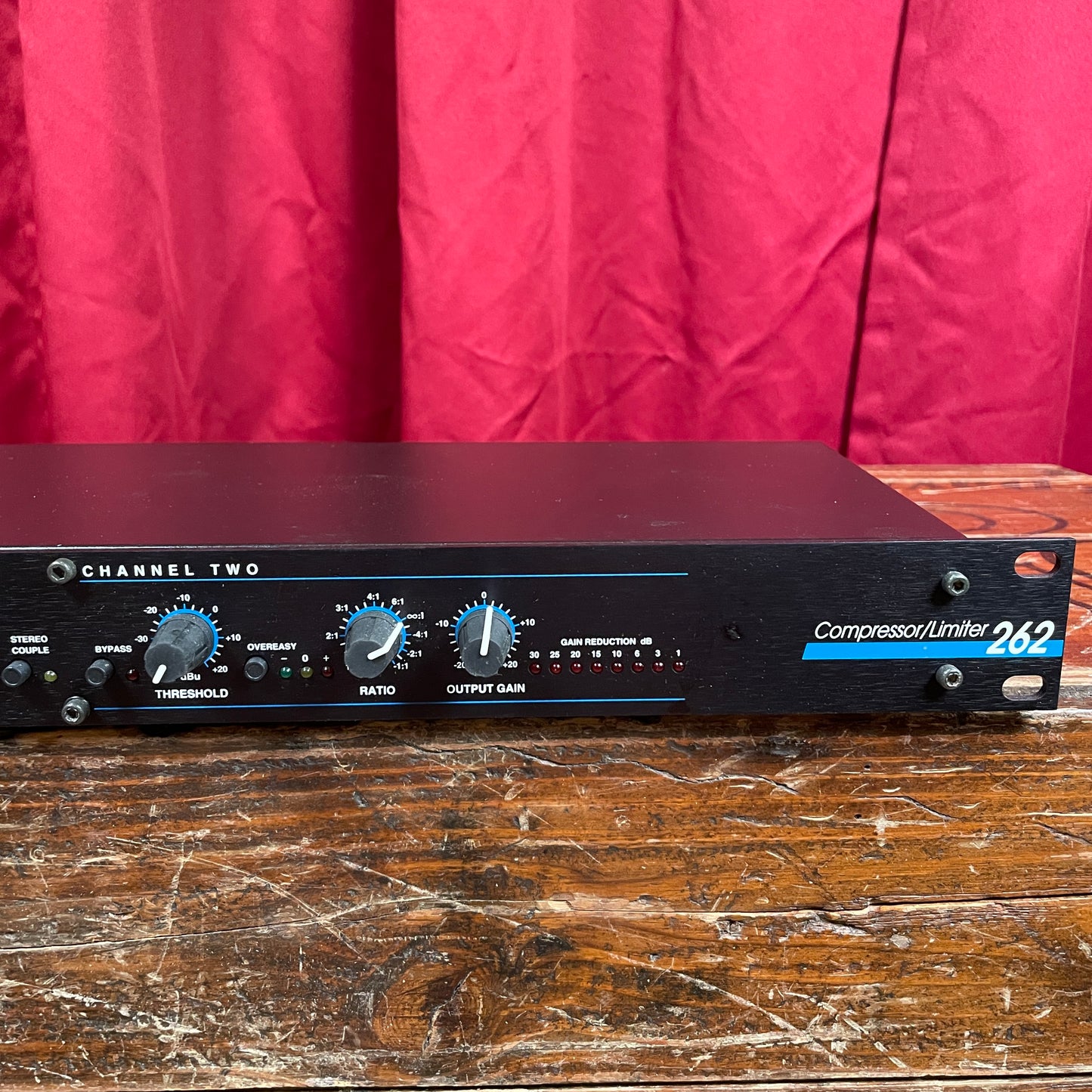 dbx Project 1 262 Stereo Compressor/Limiter NOS