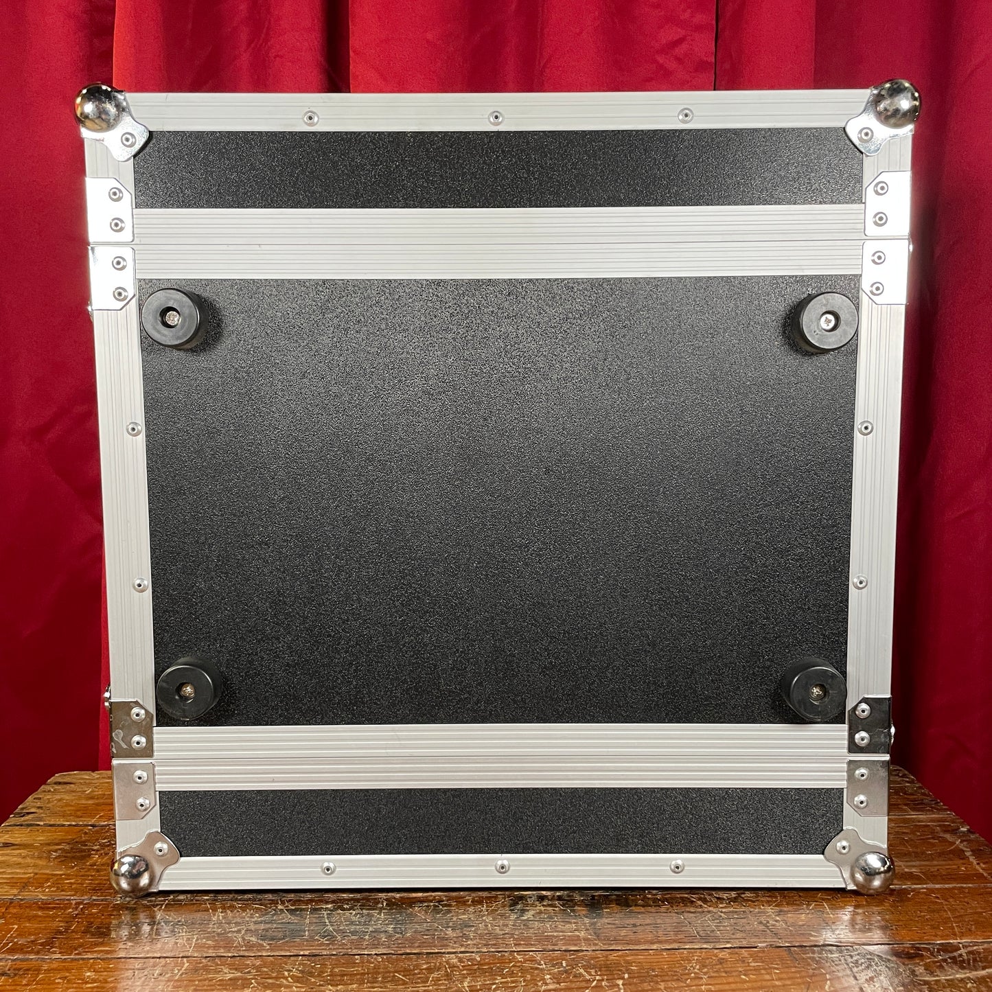 Road Runner 2 Space 2U Effects Rack Case 2URRED