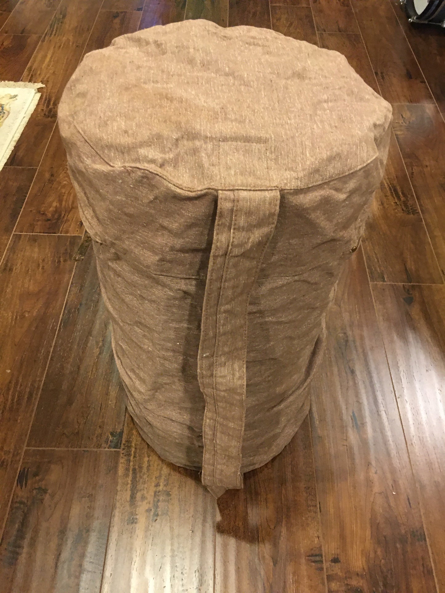 Rare 1950s/1960s Ludwig Canister Throne White Marine Pearl