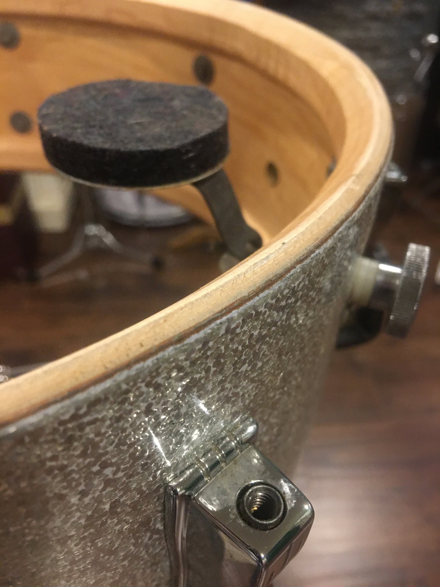 1968 Ludwig 5x14 Jazz Festival 8 Lug Snare Drum Silver Sparkle