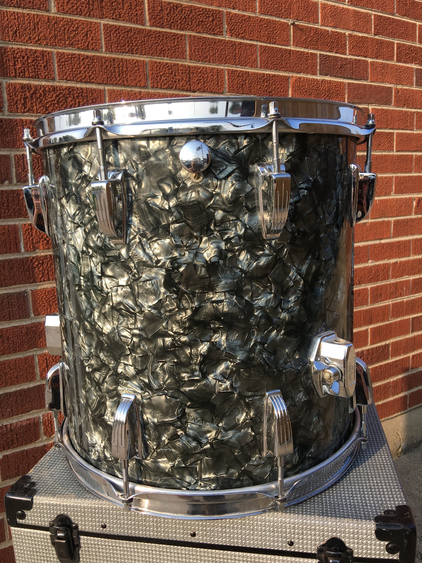 1971 Ludwig 14x14 Floor Tom drum - Black Diamond Pearl