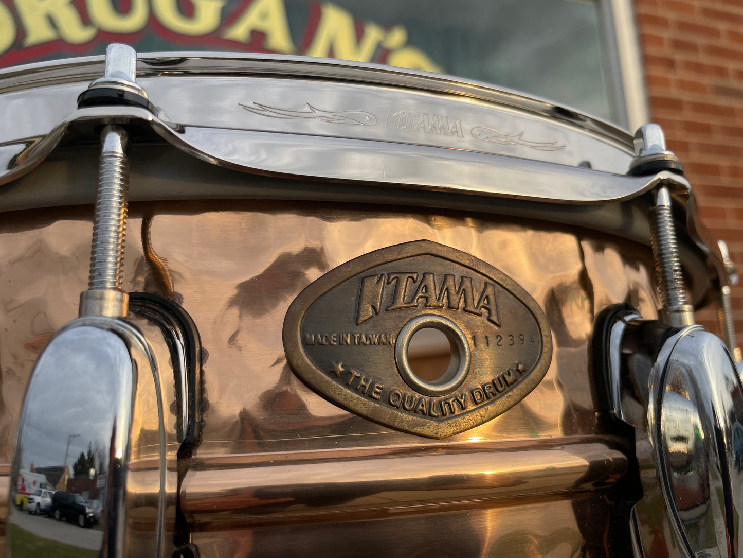 Tama 5.5x14 Hammered Bronze Snare Drum
