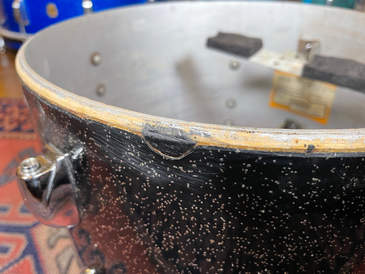 1960s Gretsch 8x12 No. 4415 Tom Drum Anniversary Sparkle Round Badge