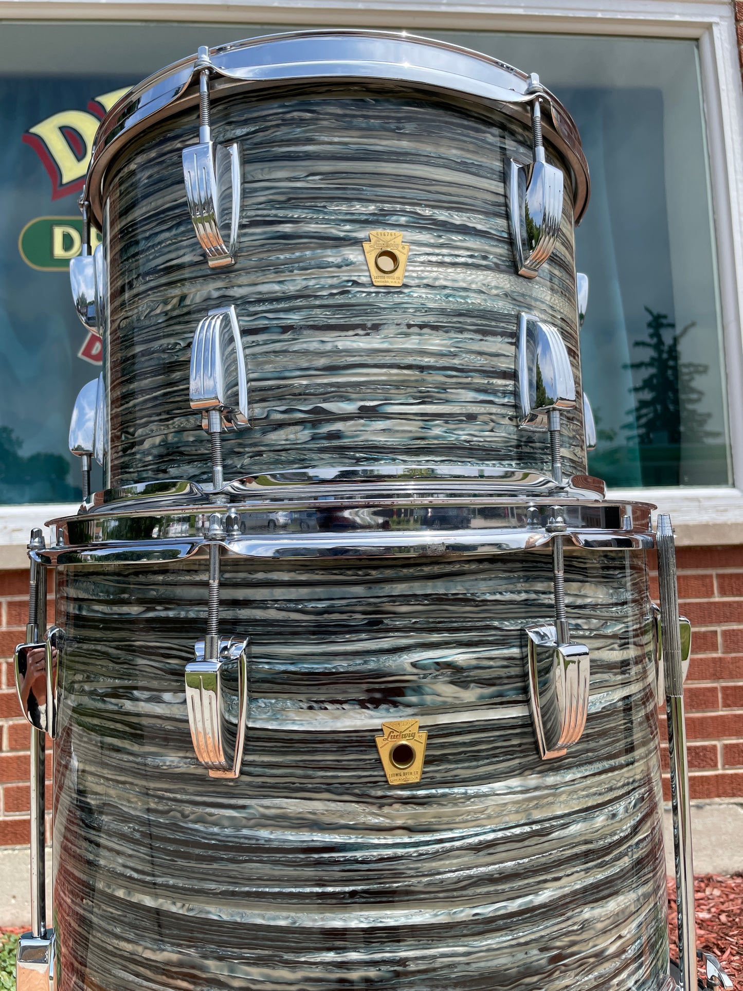 1968 Ludwig Super Classic Drum Set Oyster Blue Pearl 22/13/16