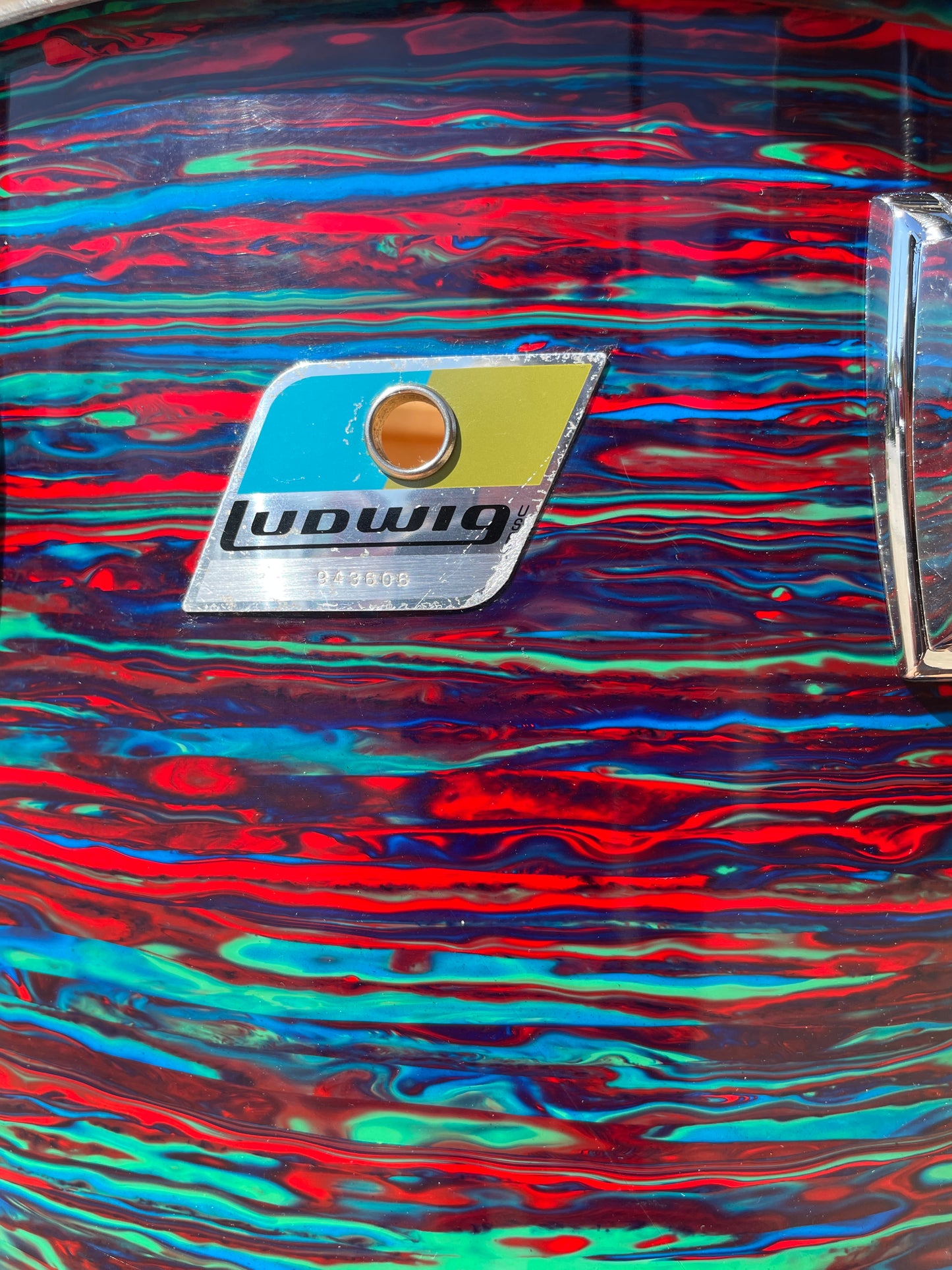 1970s Ludwig 16x16 Floor Tom Drum Psychedelic Red