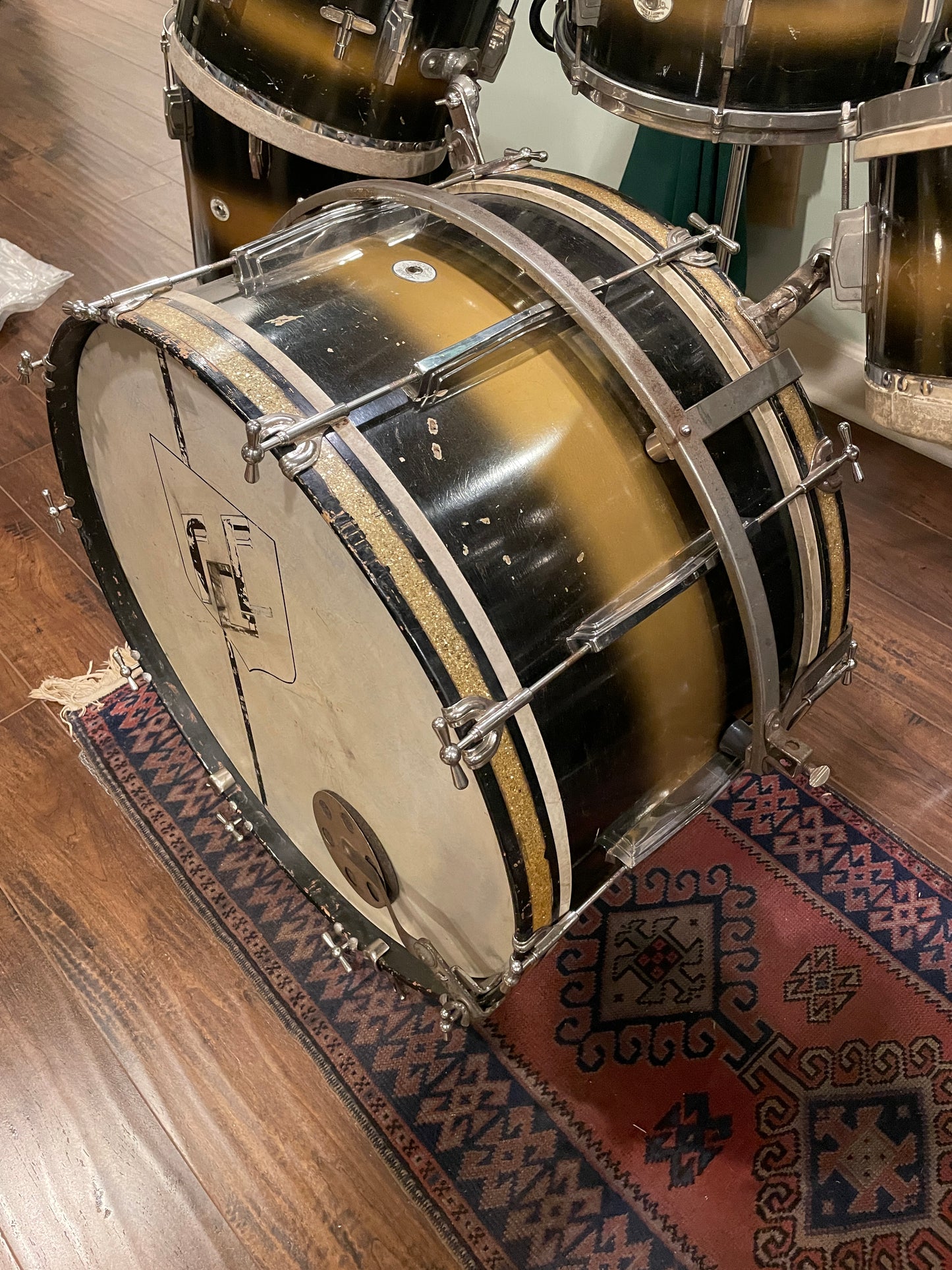 1940 Ludwig & Ludwig Swing Sensation Pre-War Drum Set Black/Gold Duco