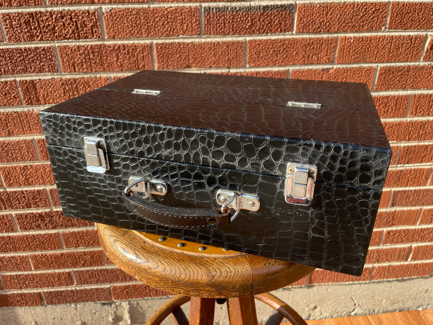 1960s Hohner Echo Plus Tape Machine Similar to Echoplex *Video Demo*