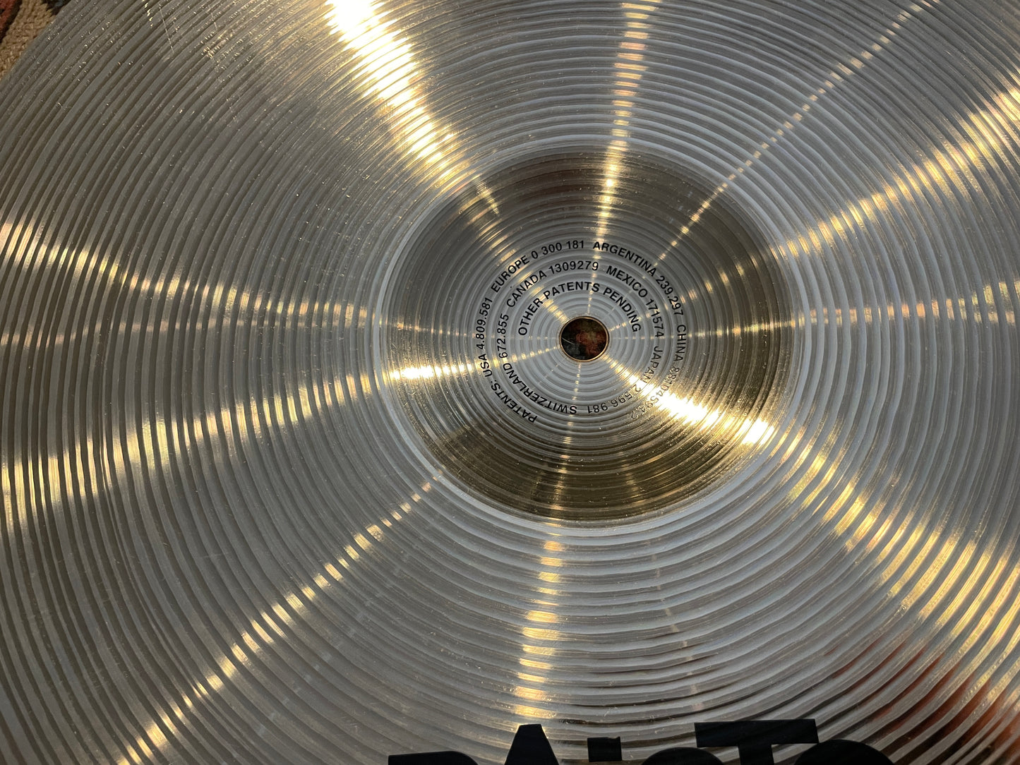 15" Paiste Signature Mellow Crash Cymbal 762g