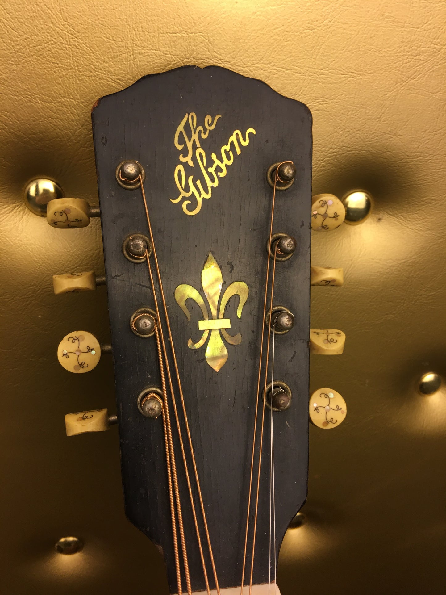 1915 Gibson Mandola H-2 (Mandola version of the A-4 Mandolin) Ebony