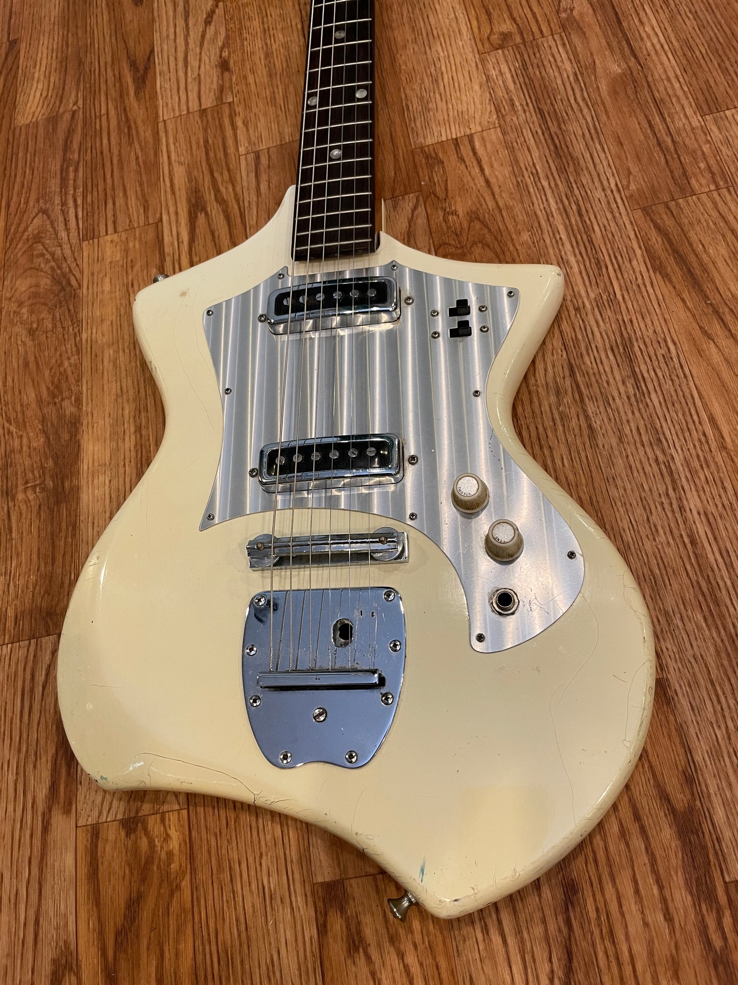 1960s Teisco Del Rey / Kingston 2pu Short Scale Electric Guitar White