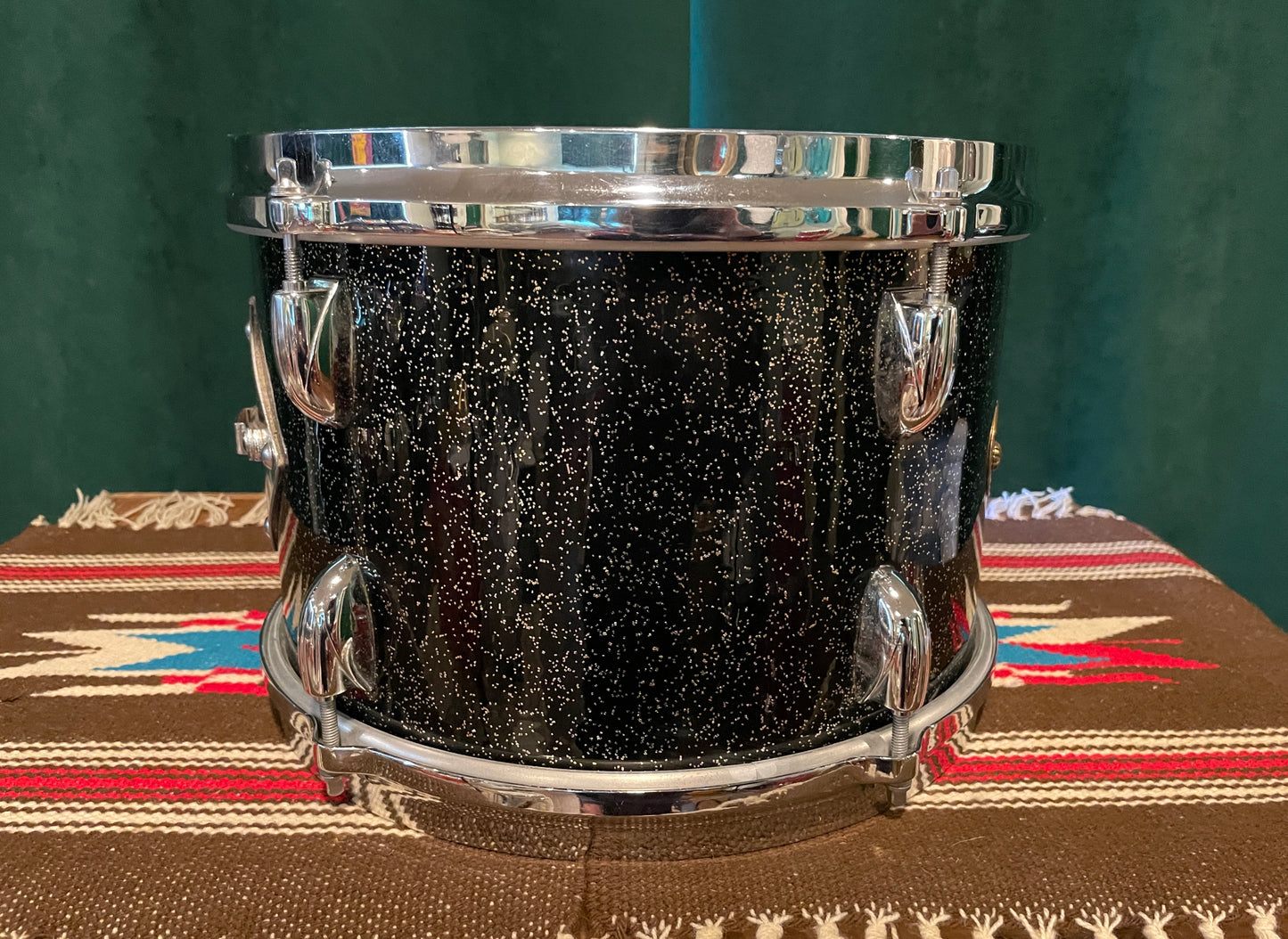 1960s Gretsch 8x12 No. 4415 Tom Drum Anniversary Sparkle Round Badge
